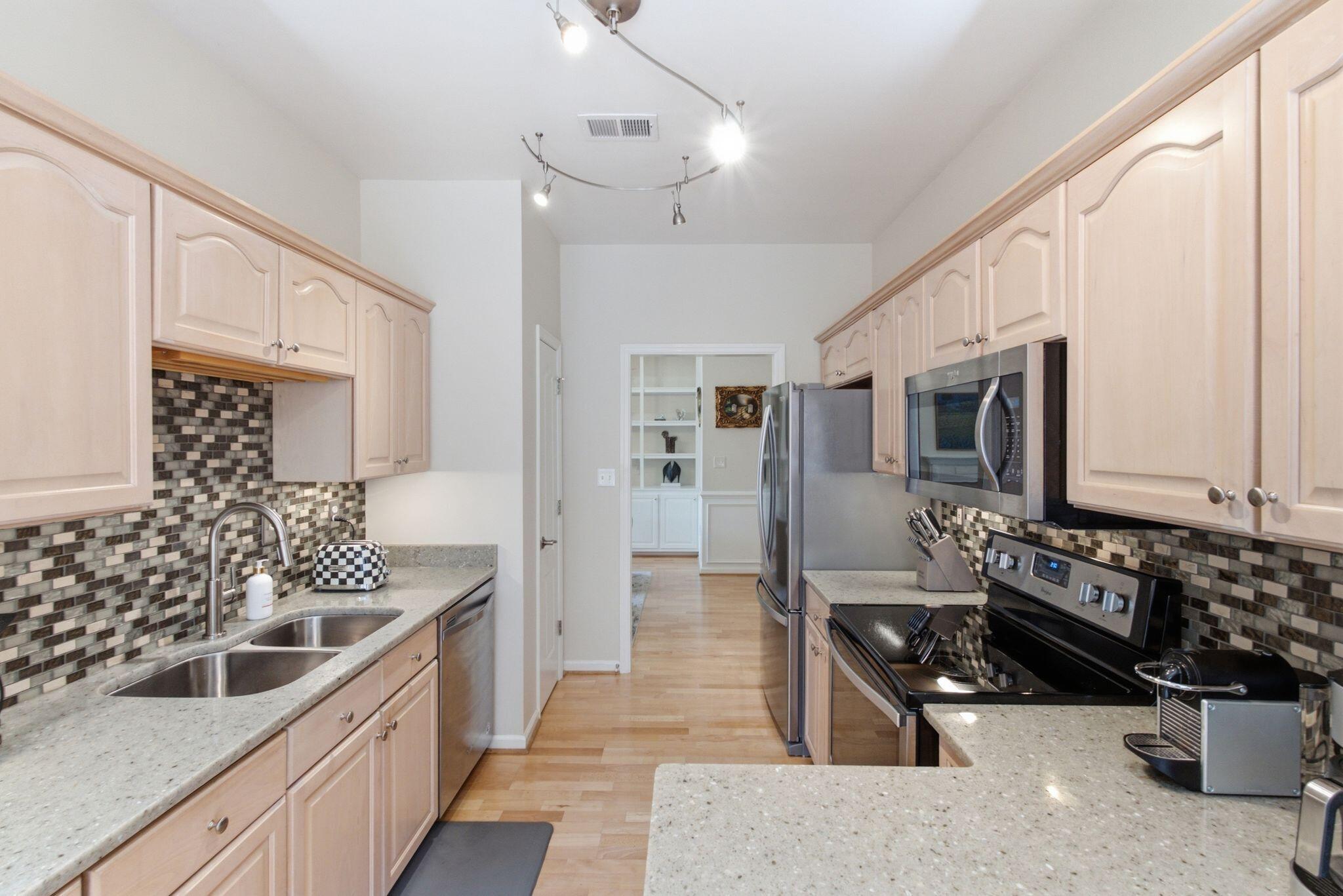 1761 Headley Green Property Photo 19