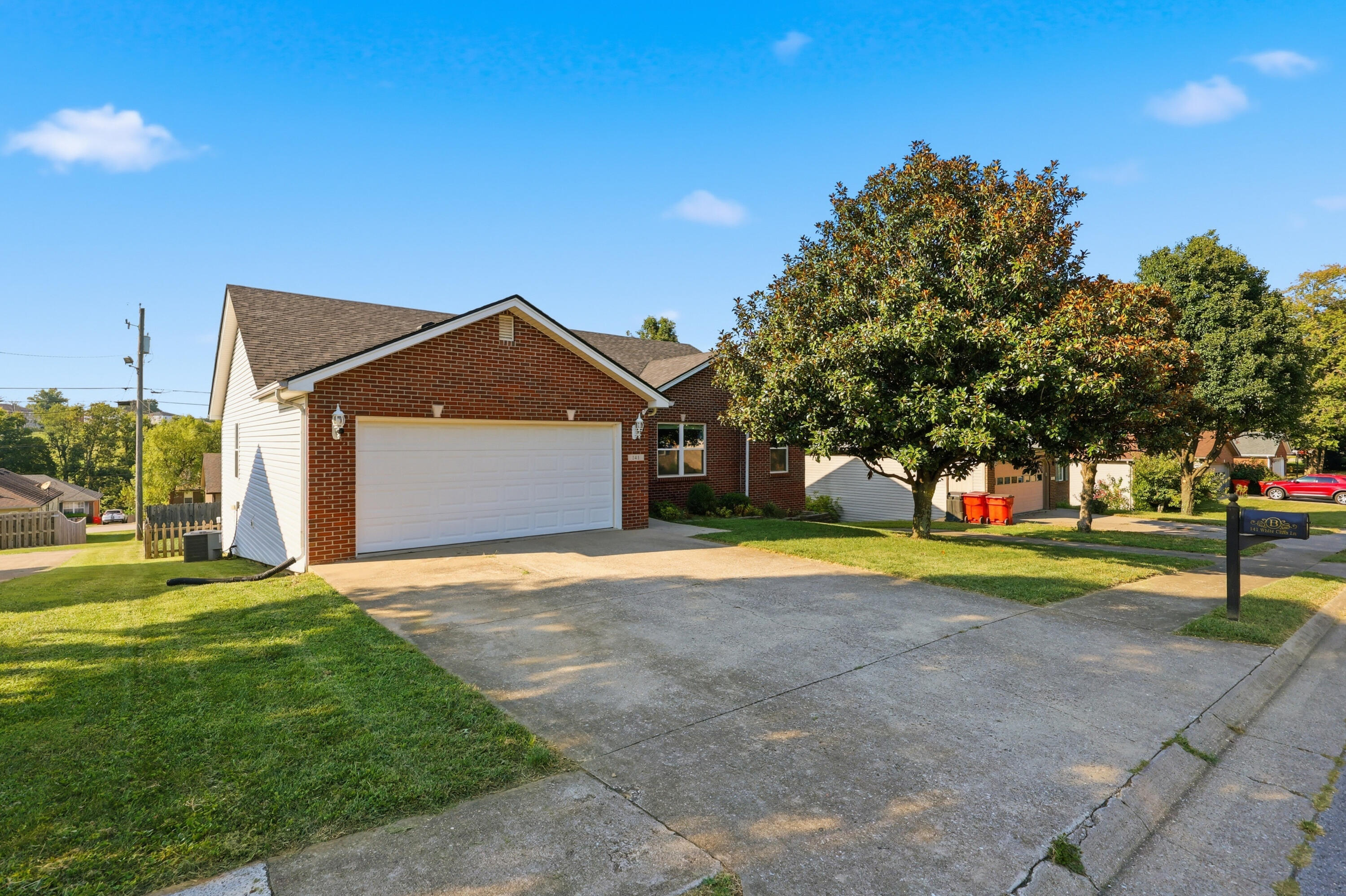 141 White Cliffs Lane Property Photo 3
