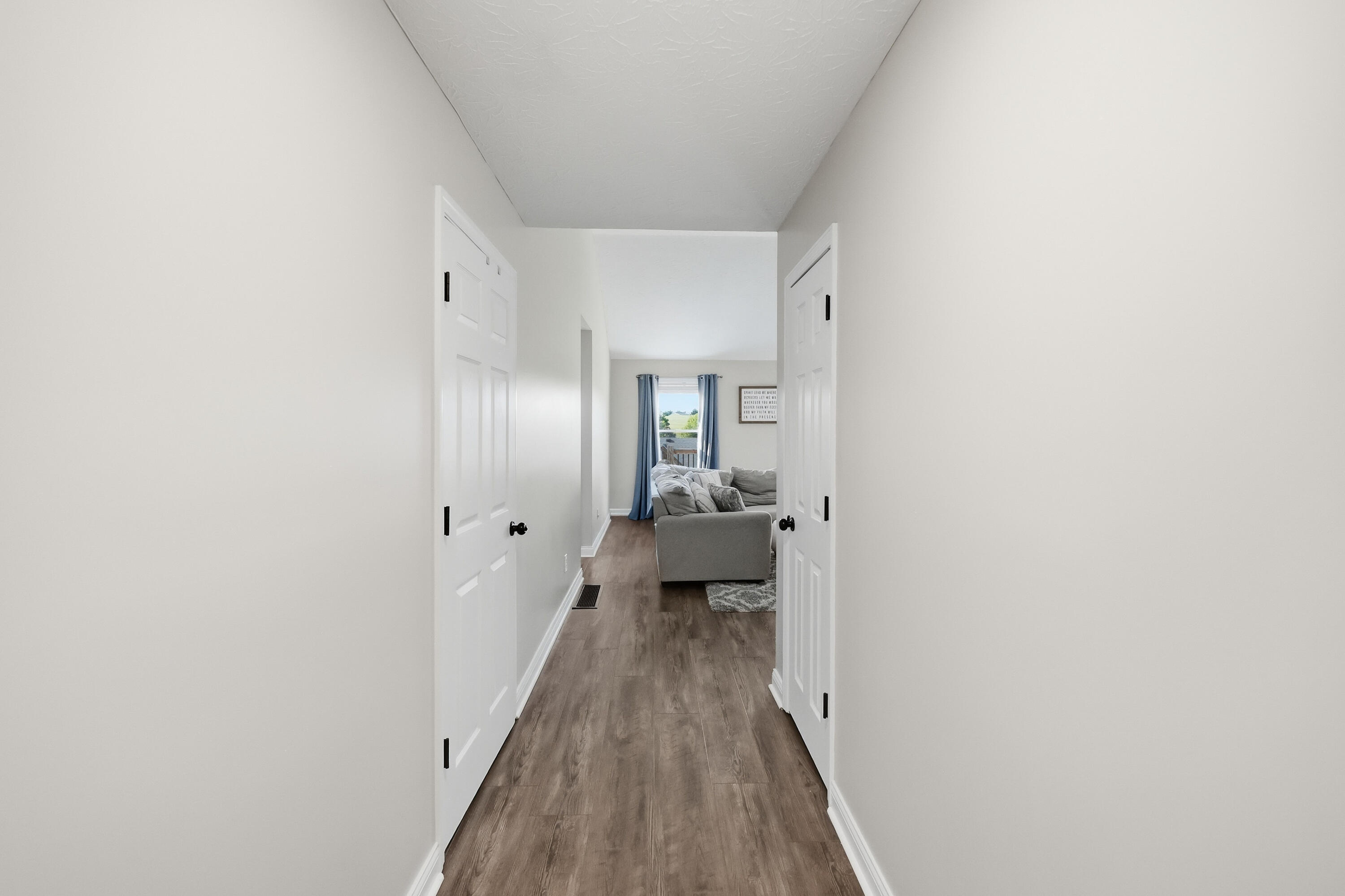 141 White Cliffs Lane Property Photo 8
