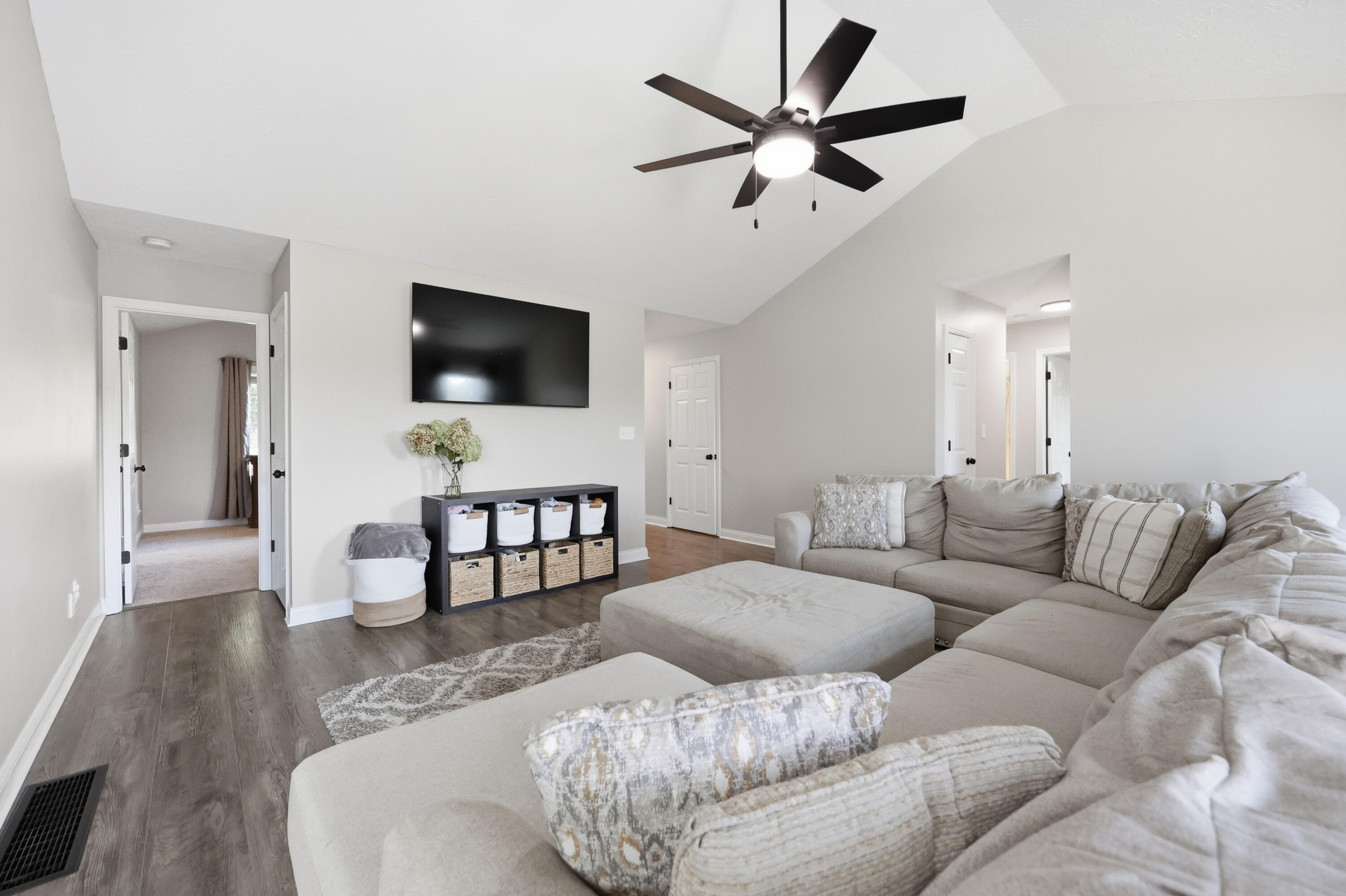 141 White Cliffs Lane Property Photo 11