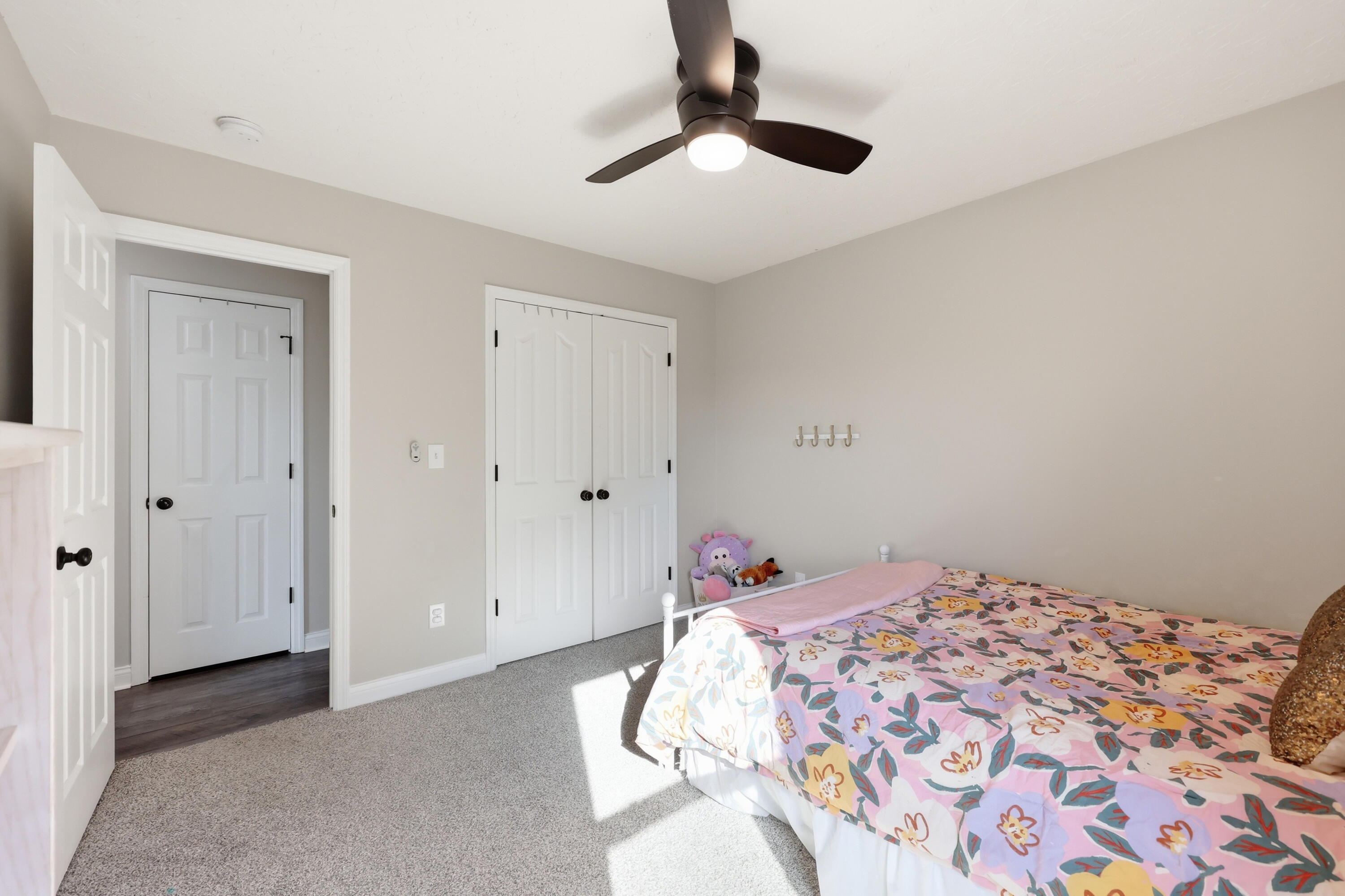 141 White Cliffs Lane Property Photo 35