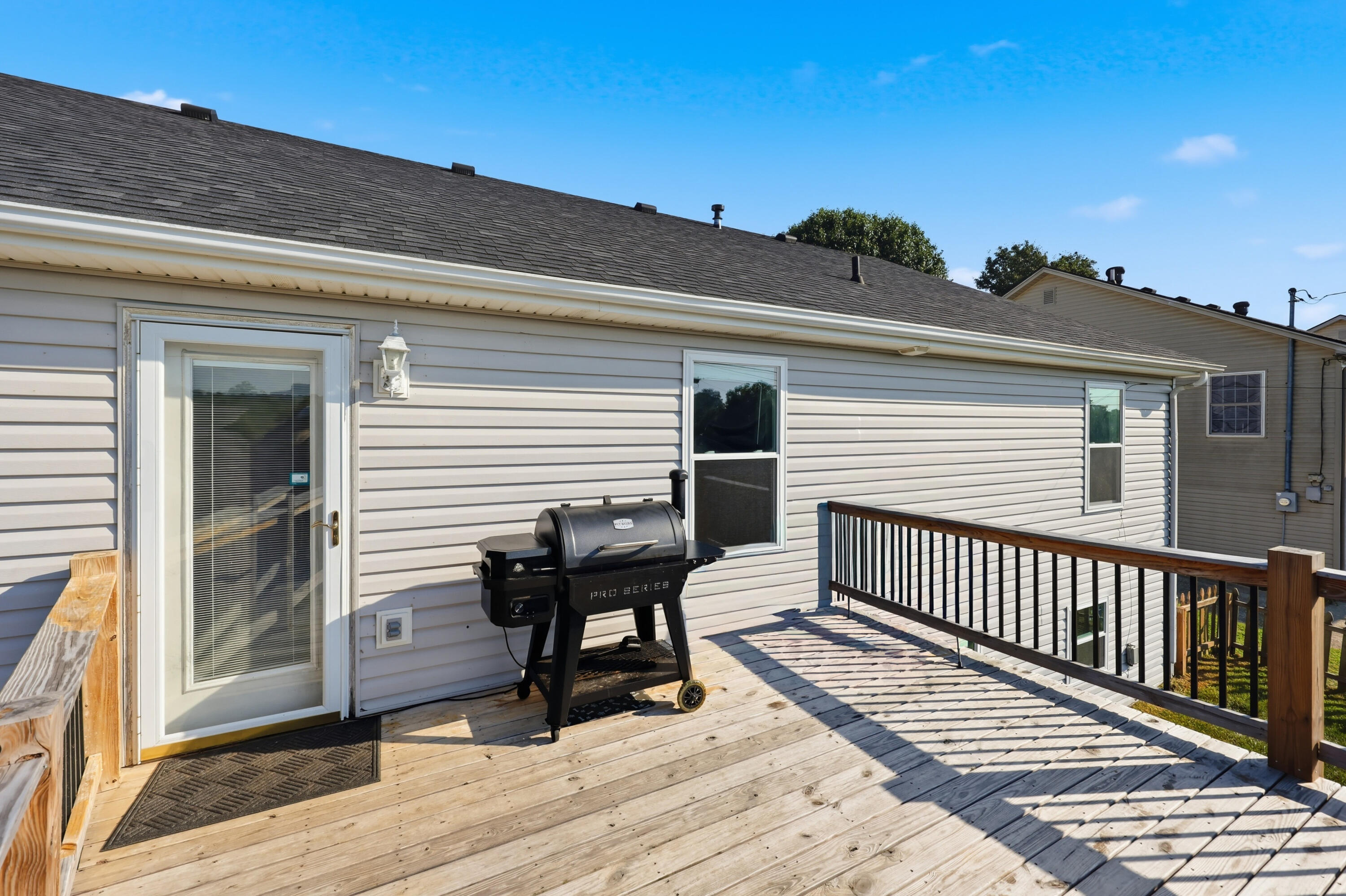 141 White Cliffs Lane Property Photo 45