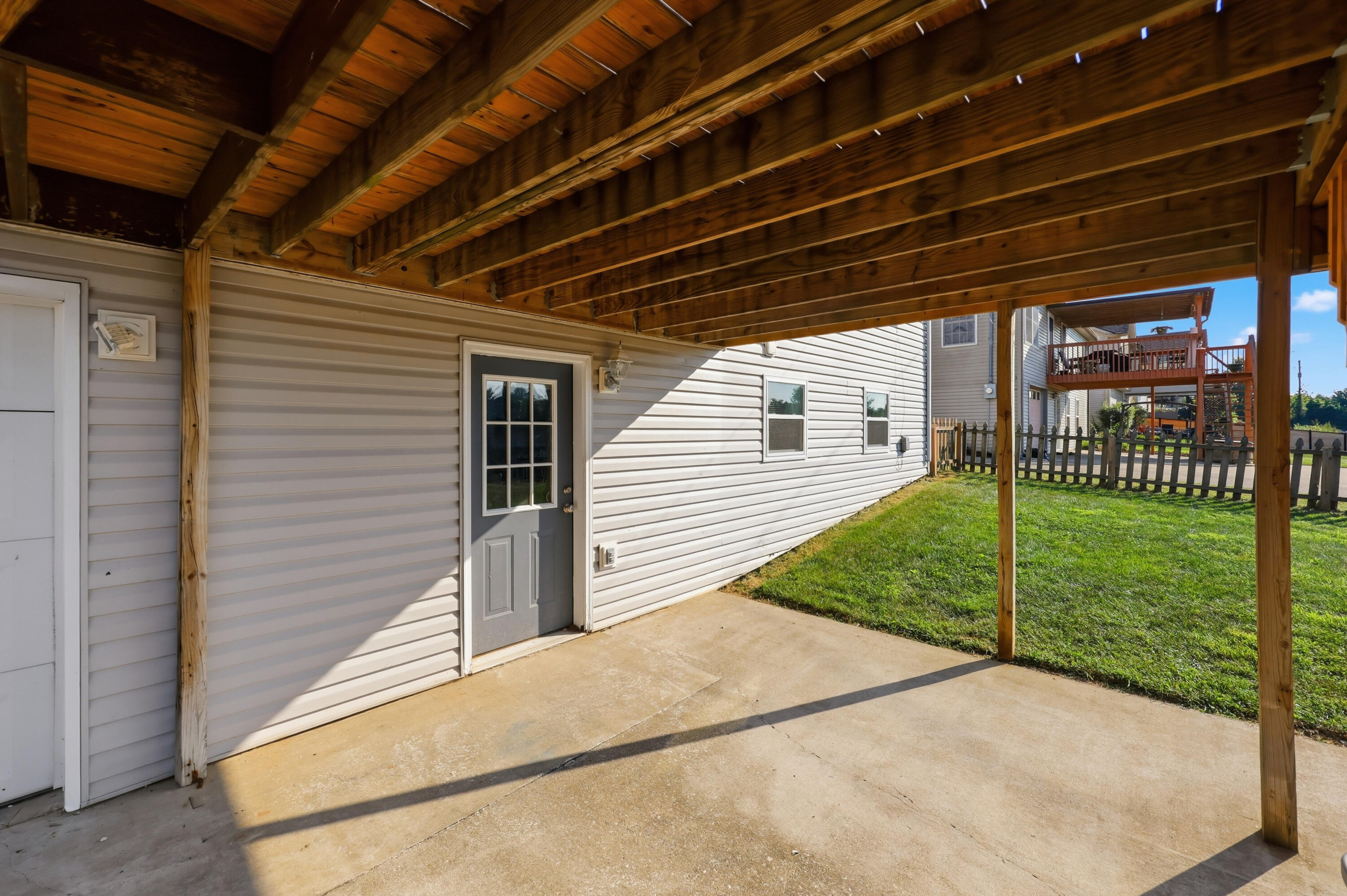 141 White Cliffs Lane Property Photo 48