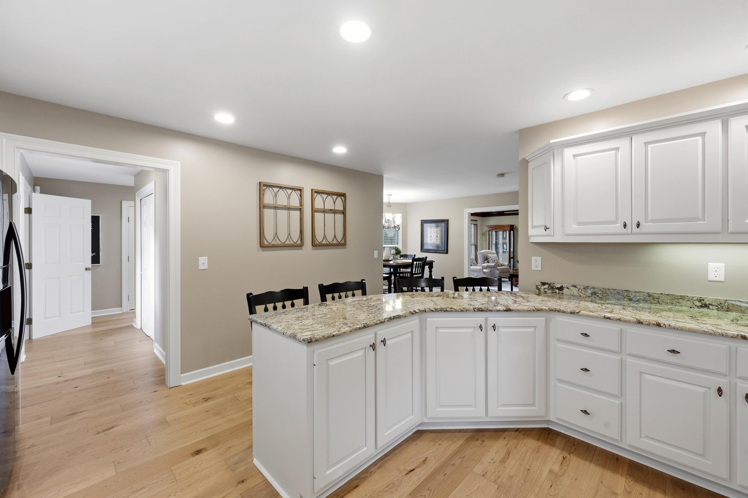 3501 Westmont Circle Property Photo 8