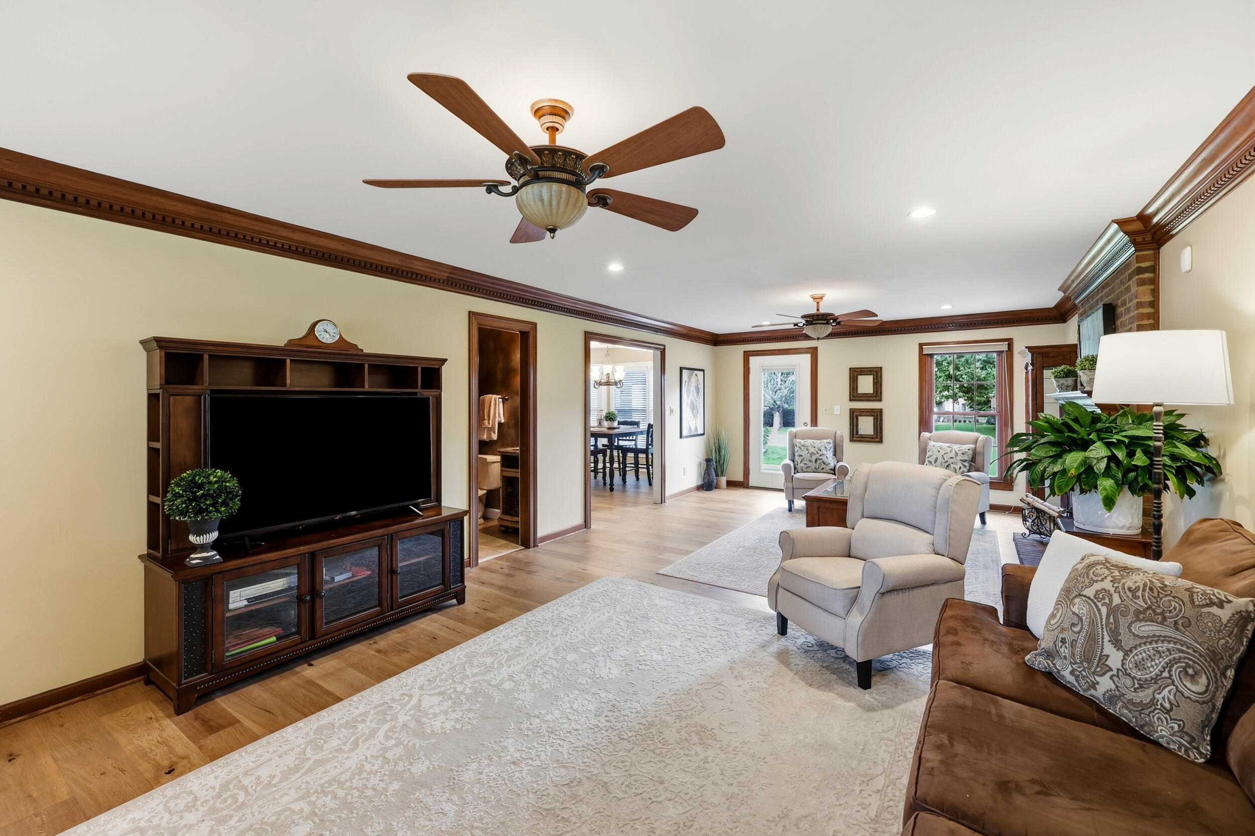 3501 Westmont Circle Property Photo 10