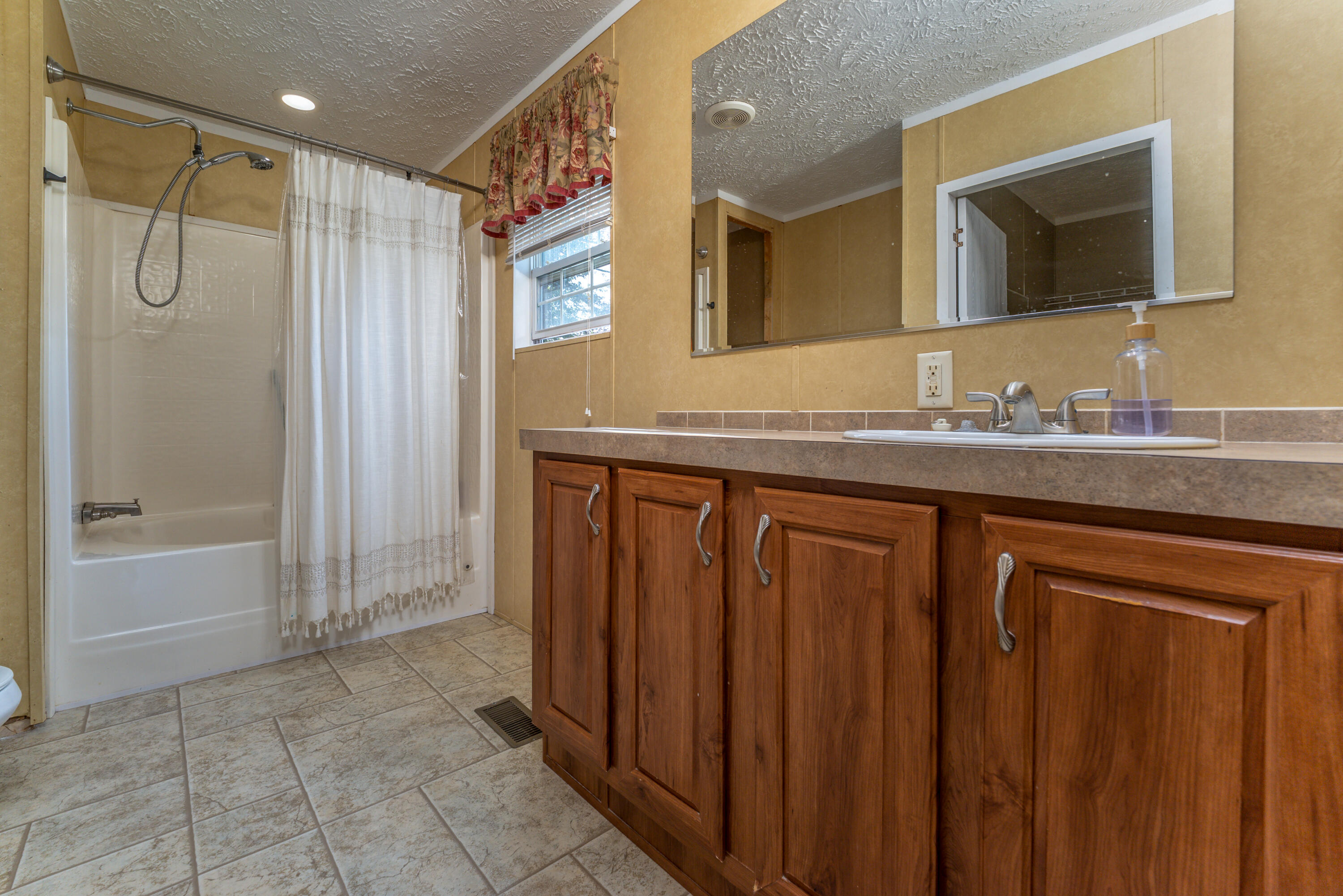10082 Stulltown Road Property Photo 16