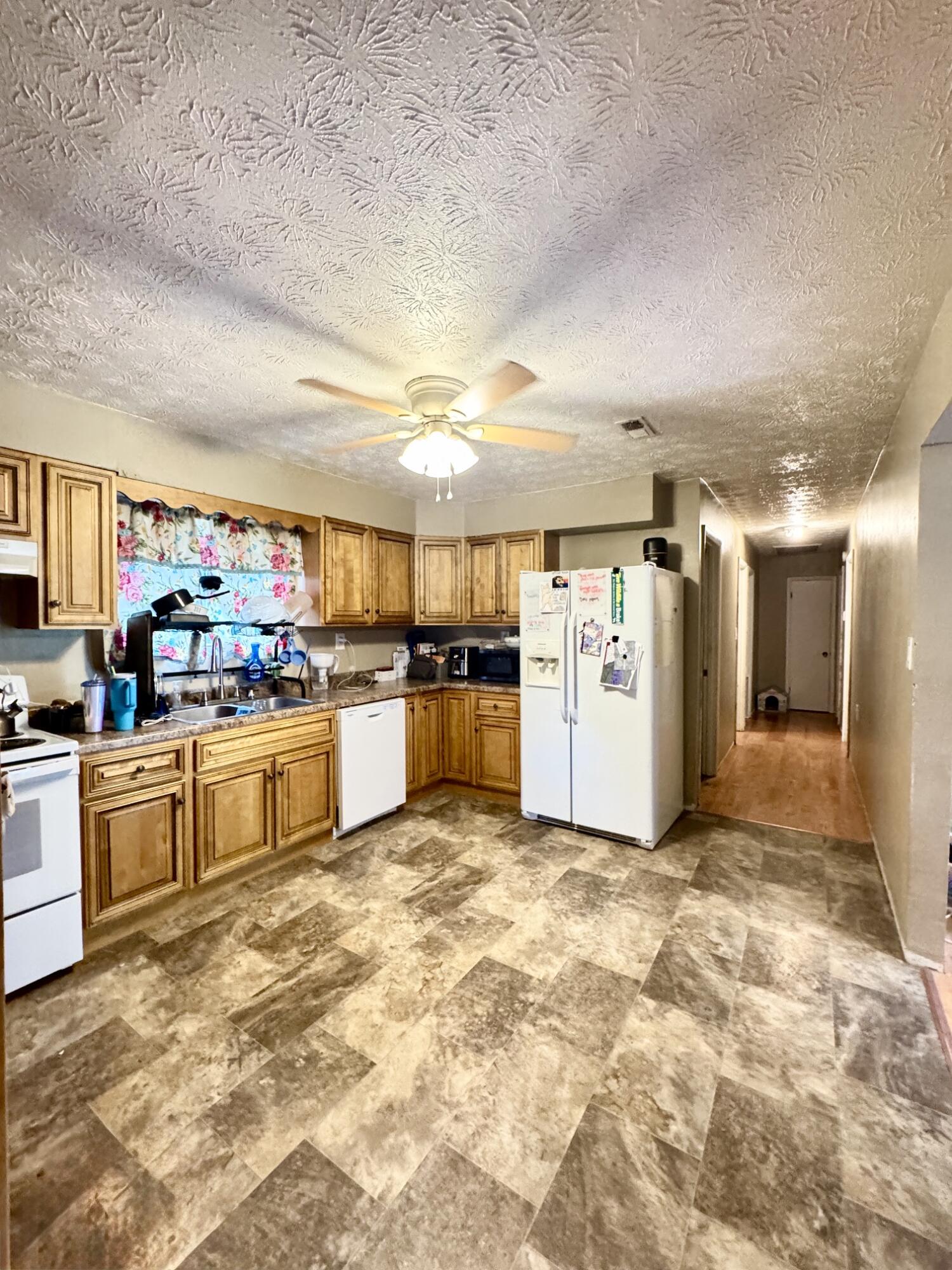 4091 Bee Creek Road Property Photo 8