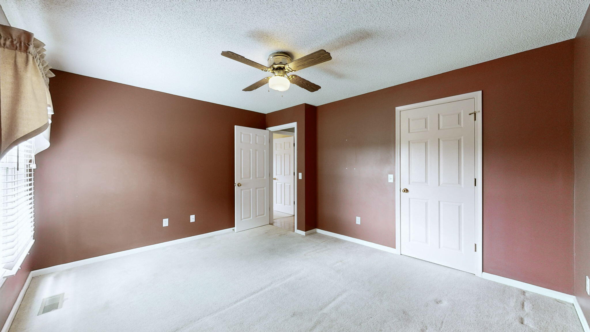 2131 Southwest Drive Property Photo 17