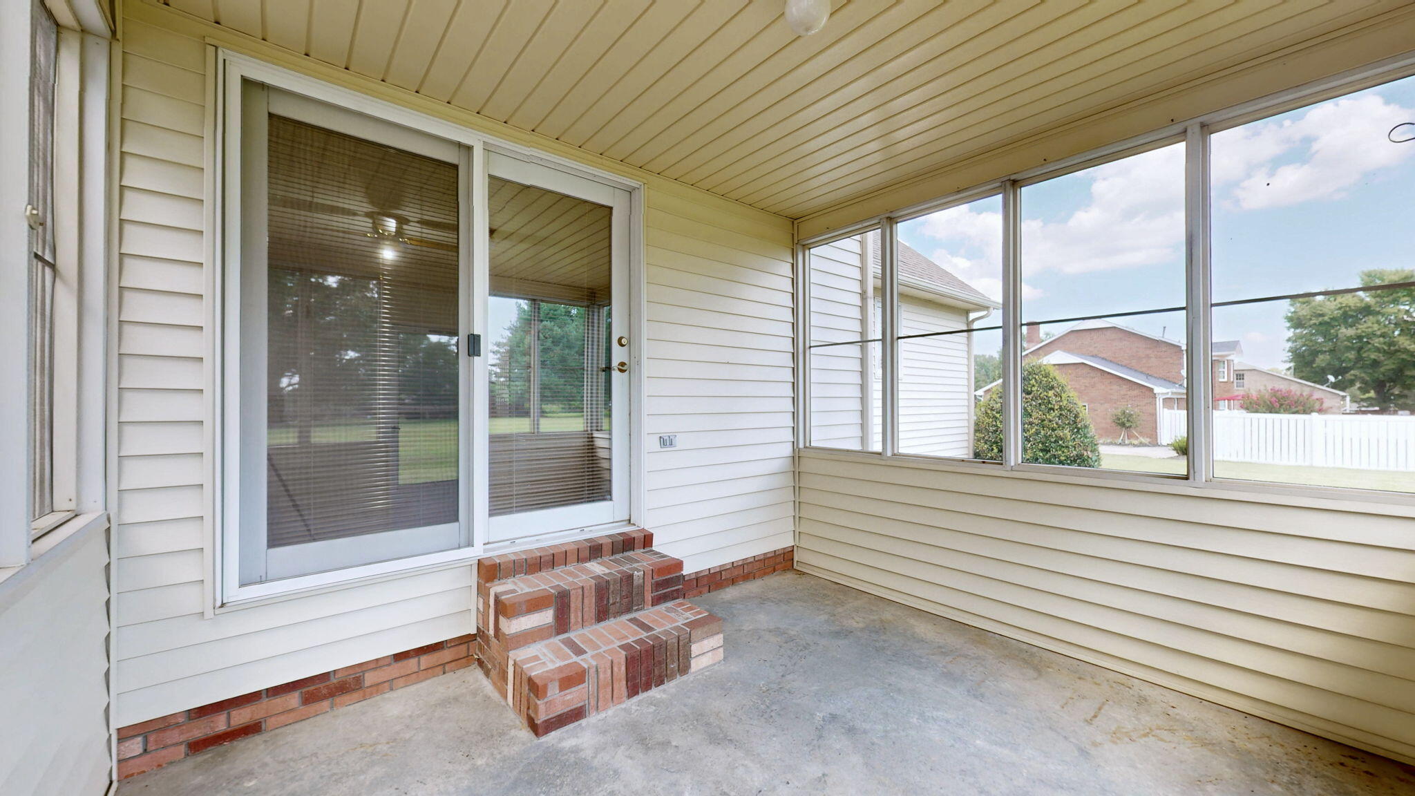 2131 Southwest Drive Property Photo 24