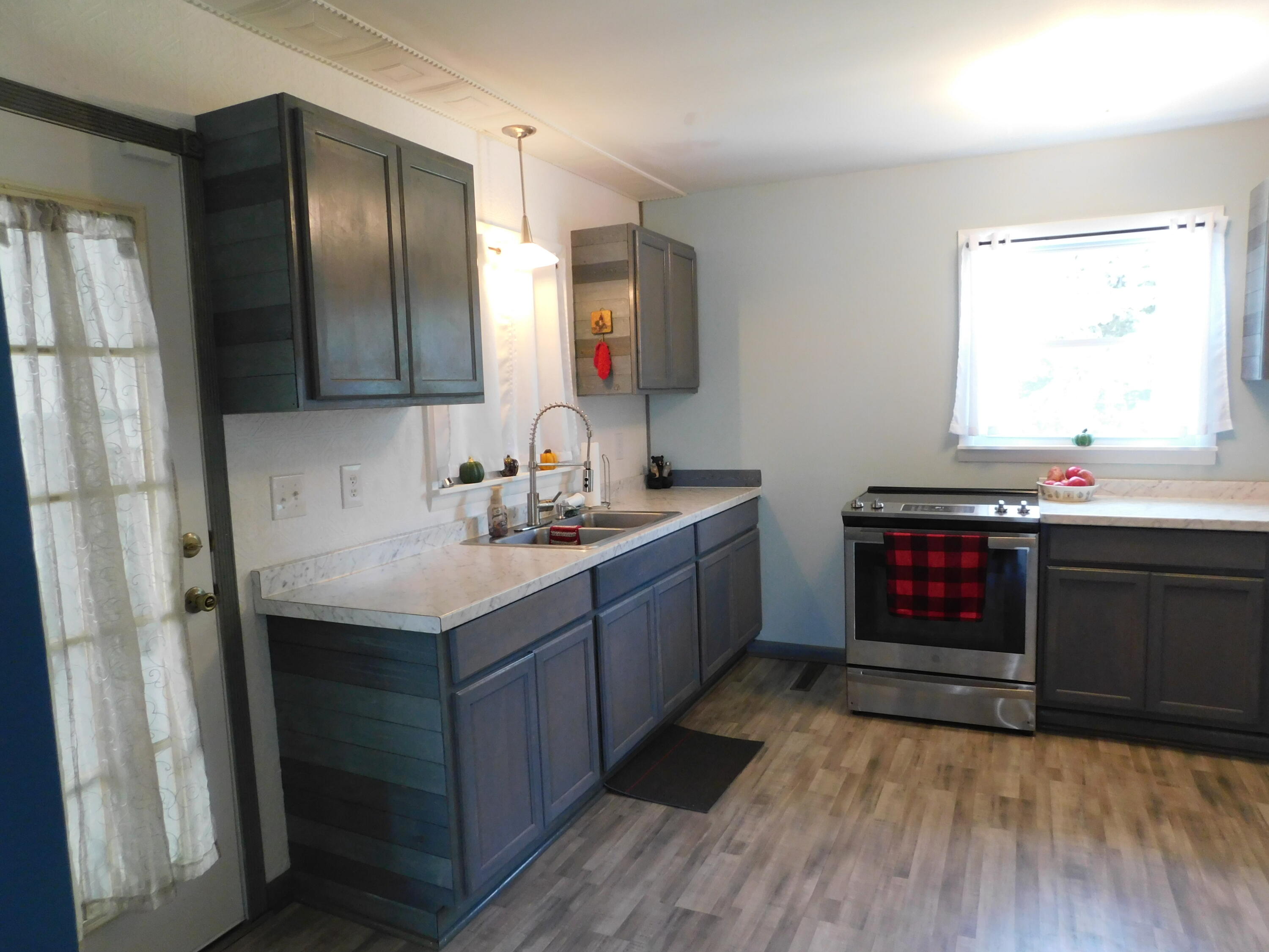 7637 Mott City Road Property Photo 12