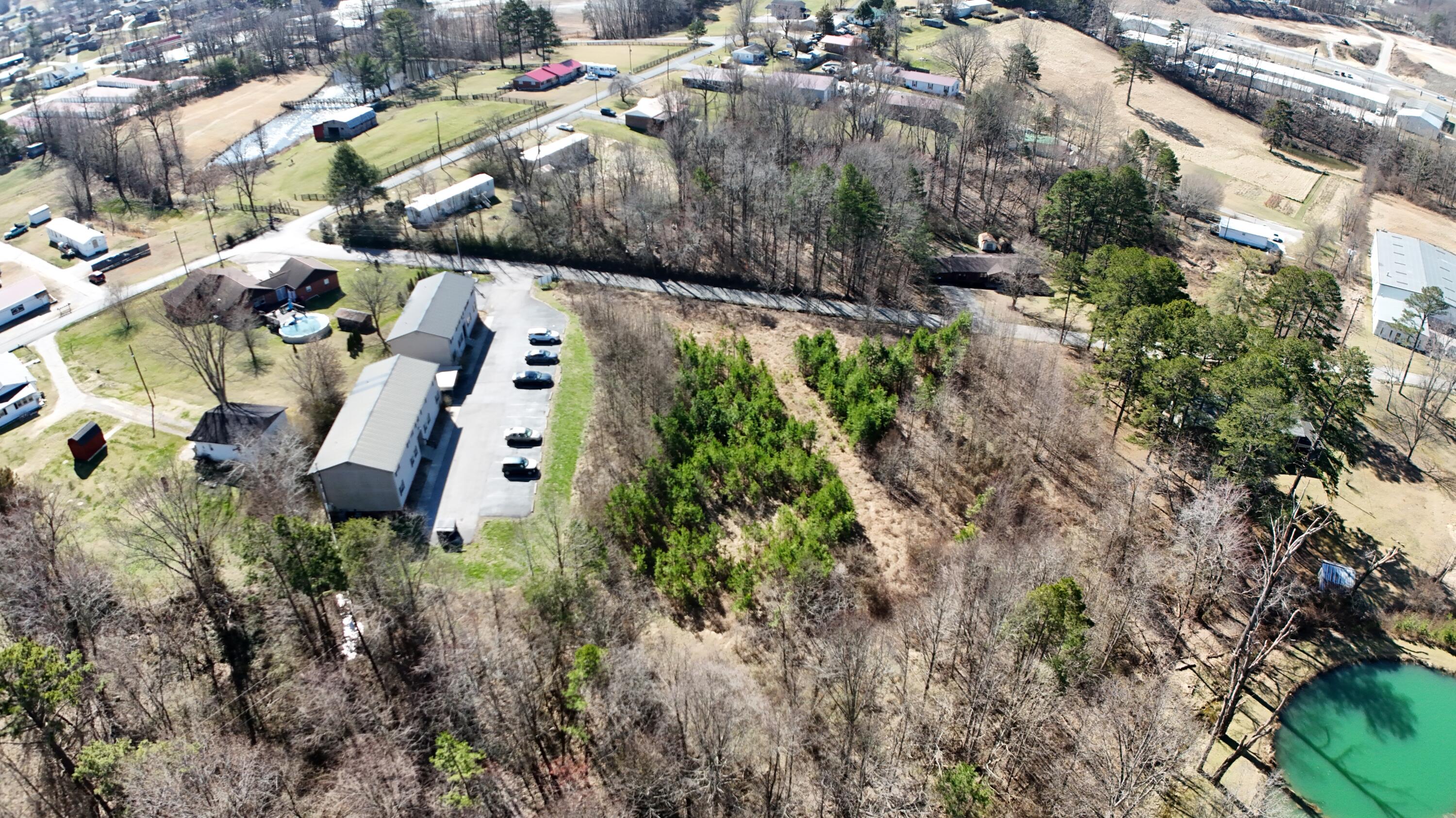 448 N Hills Road Property Photo 5