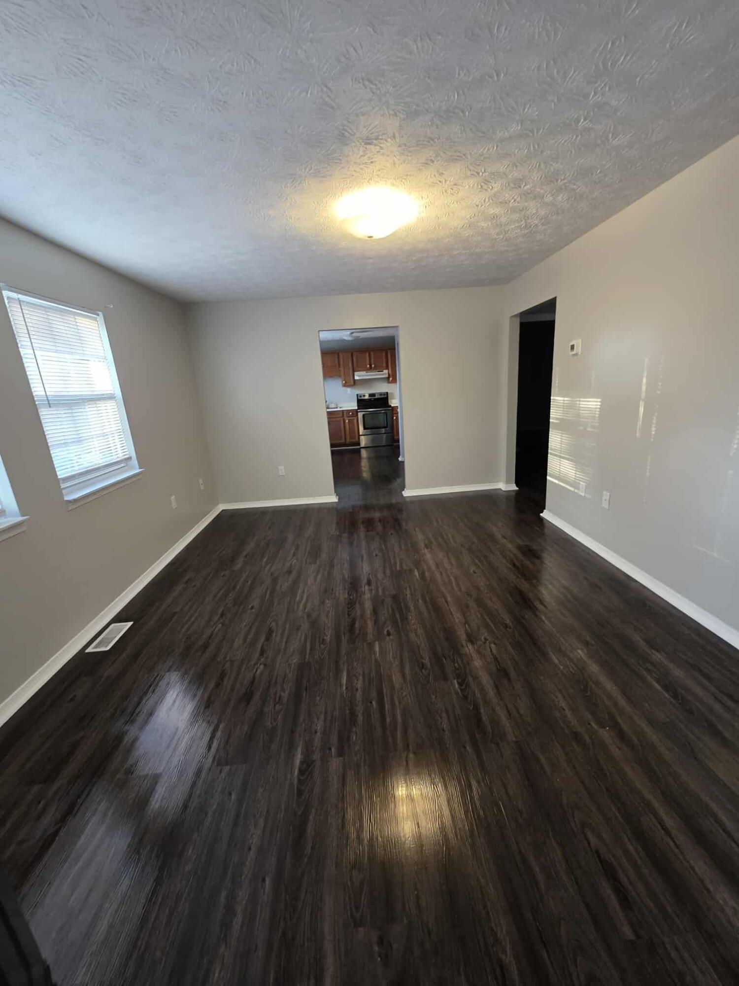 448 N Hills Road Property Photo 27