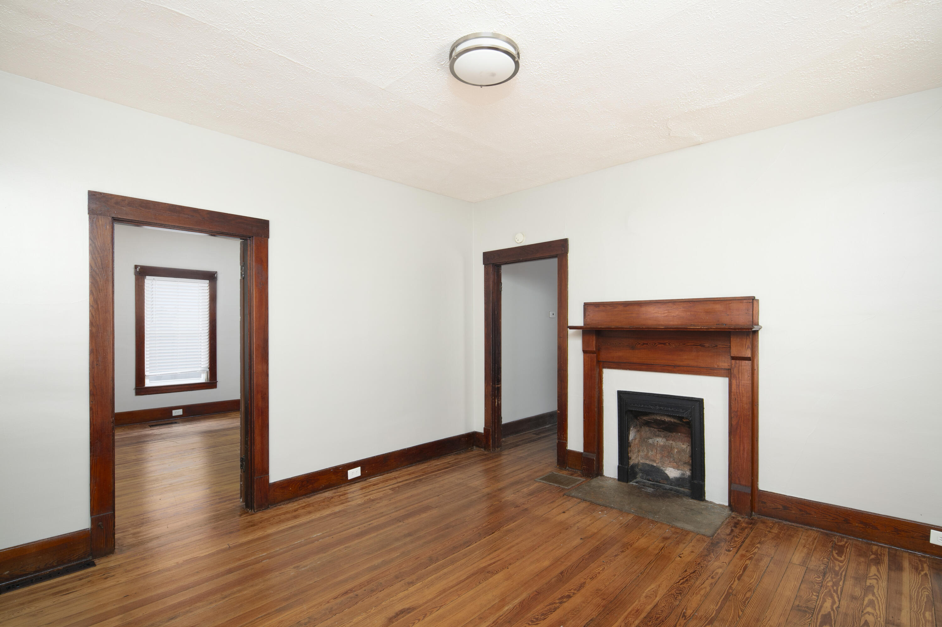 407 Perryville Street Property Photo 5