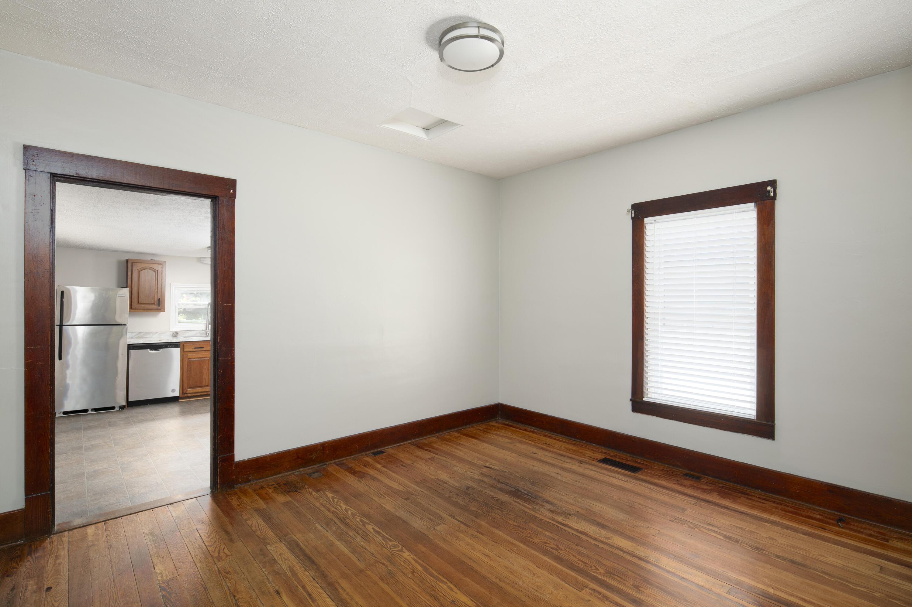 407 Perryville Street Property Photo 11