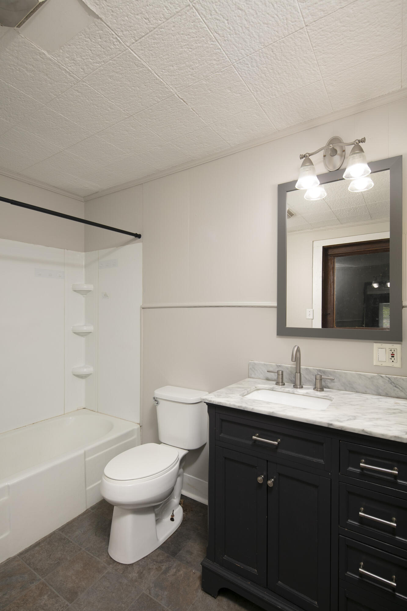 407 Perryville Street Property Photo 15