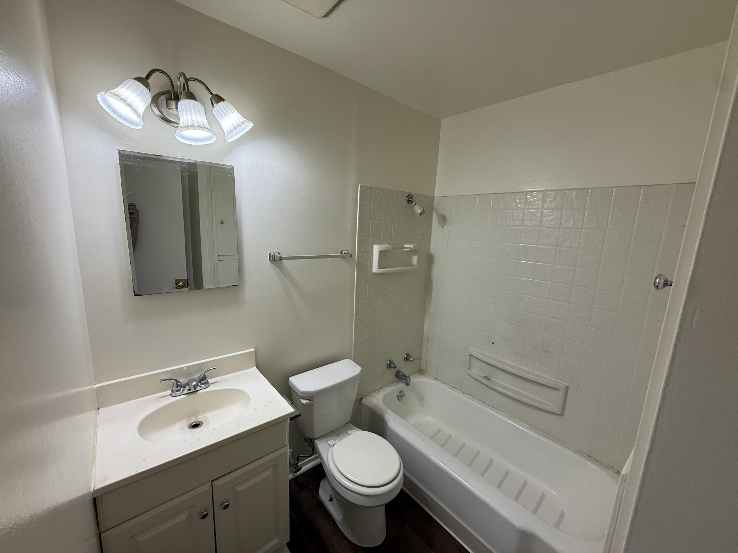 684 Kingston Road Property Photo 12