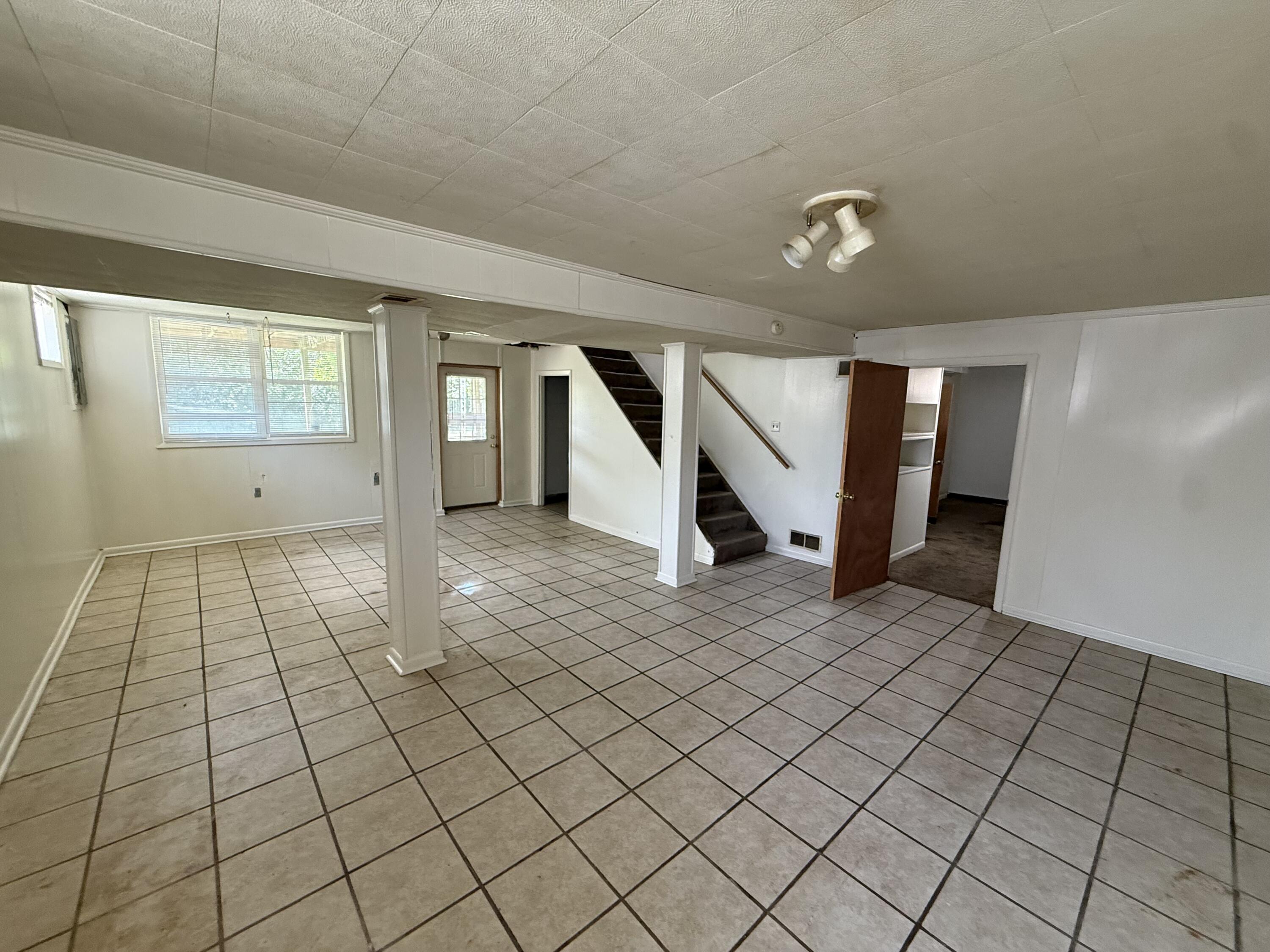 684 Kingston Road Property Photo 14