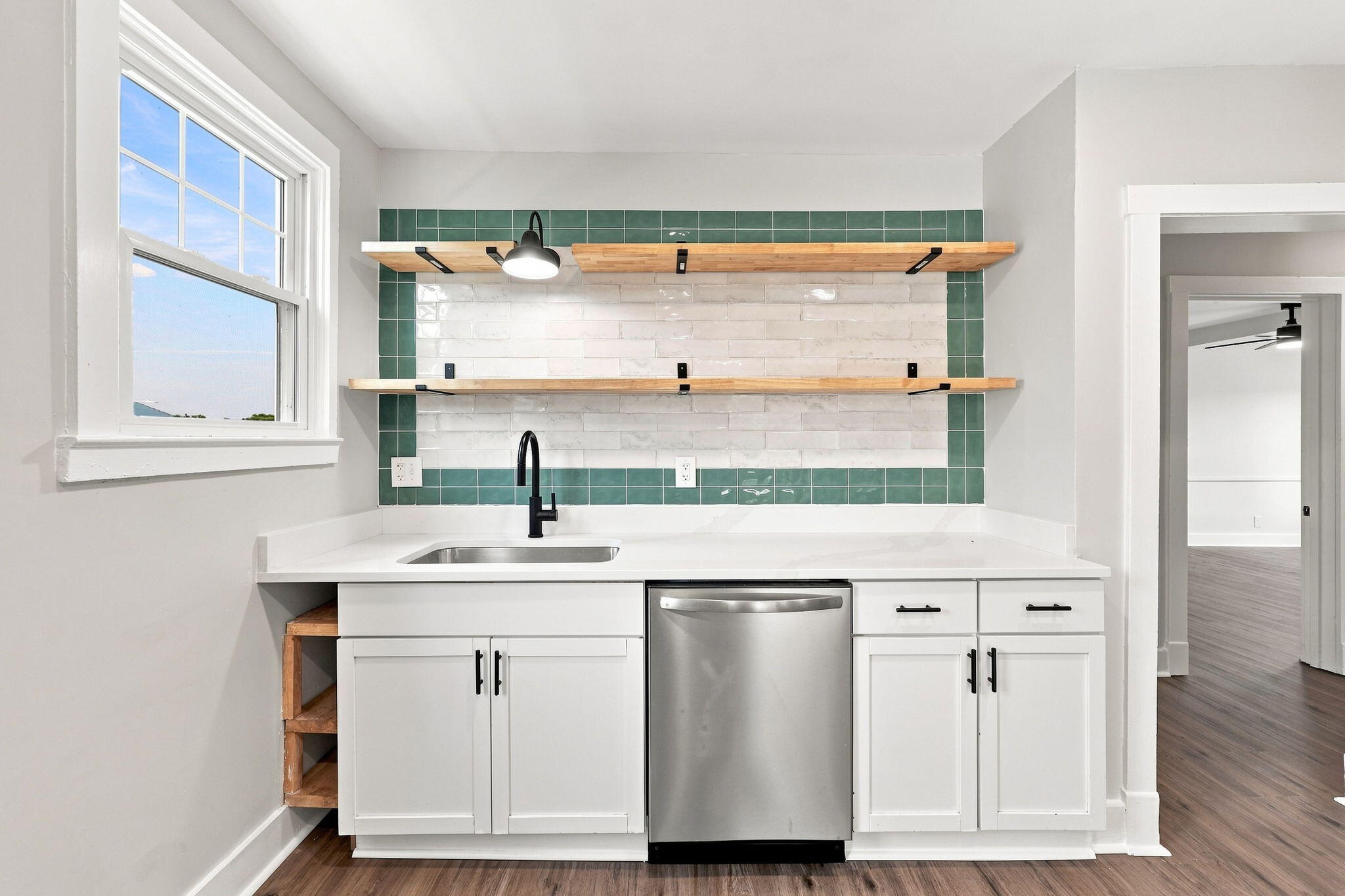 205 Midland Place Property Photo 12