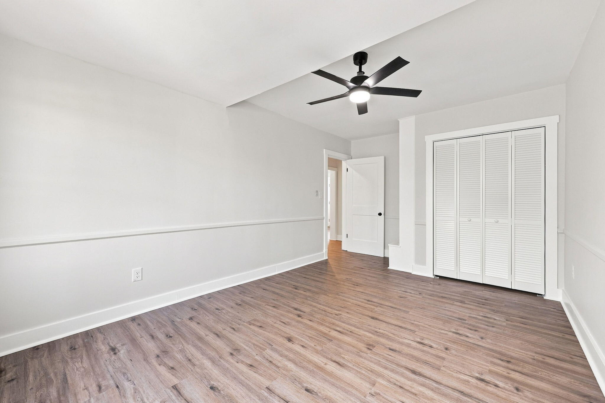205 Midland Place Property Photo 20