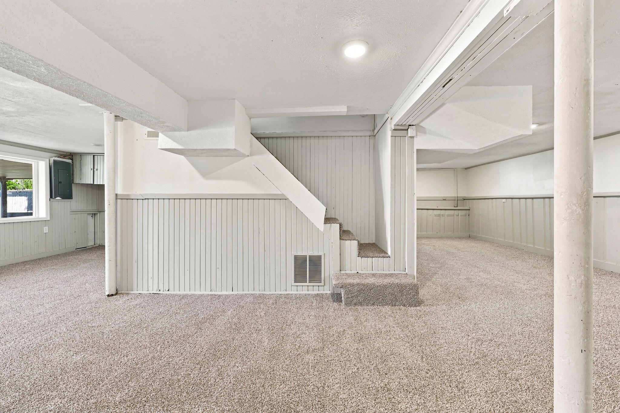 205 Midland Place Property Photo 28