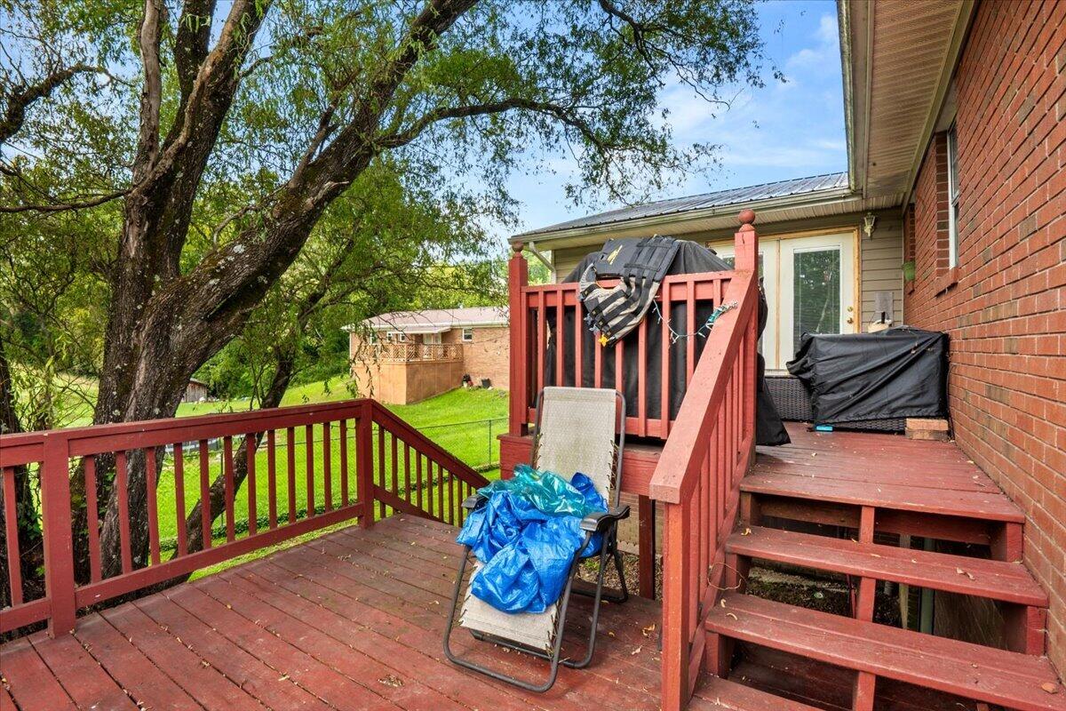 153 Rains Street Property Photo 21