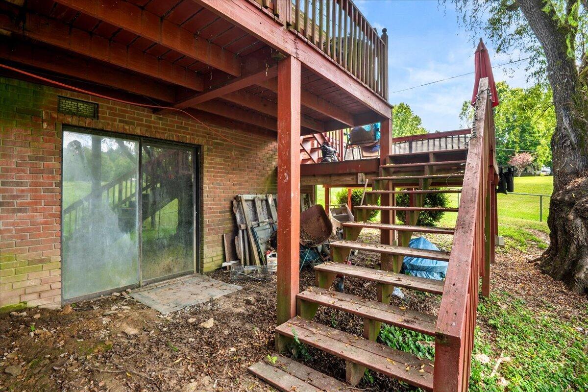 153 Rains Street Property Photo 24