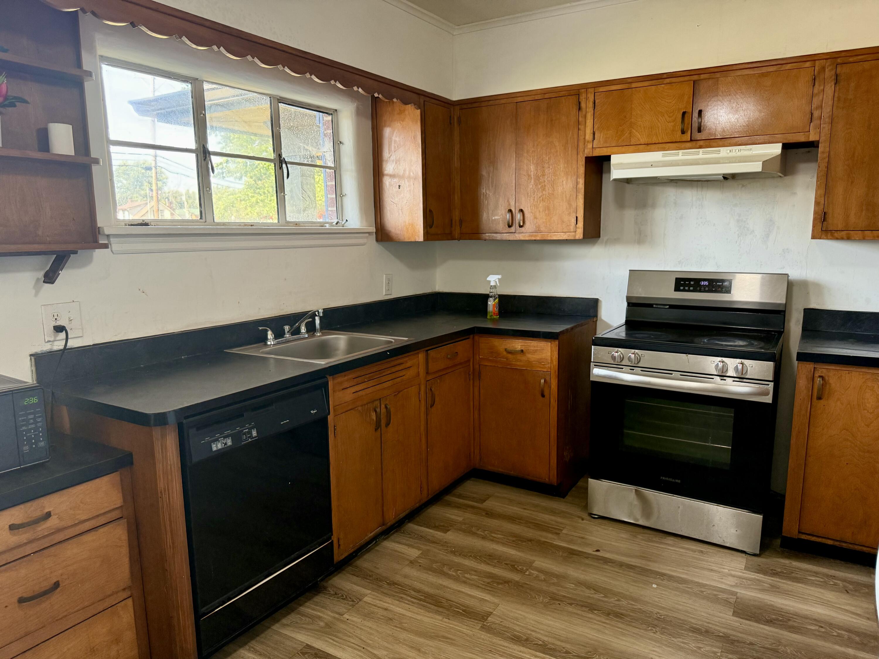 509 Bourne Avenue Property Photo 9