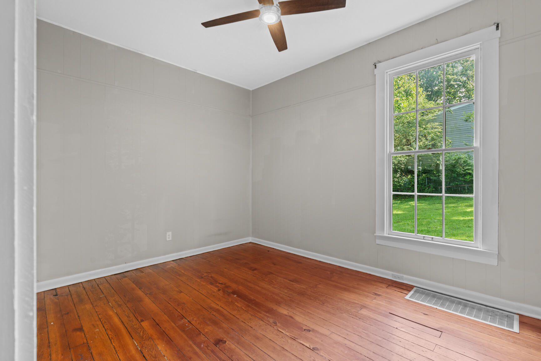 707 Woodland Avenue Property Photo 12