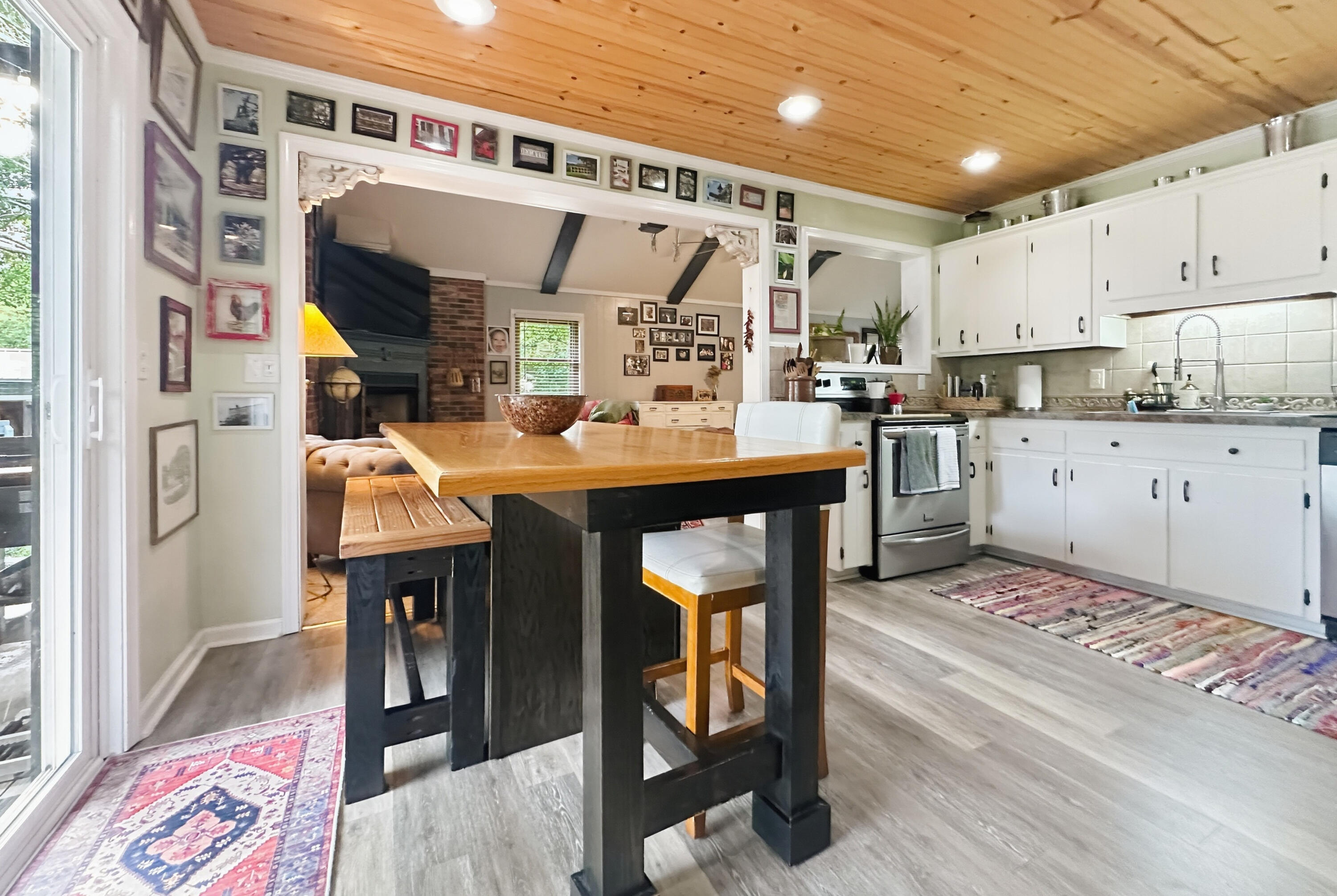 361 Candlelite Drive Property Photo 9