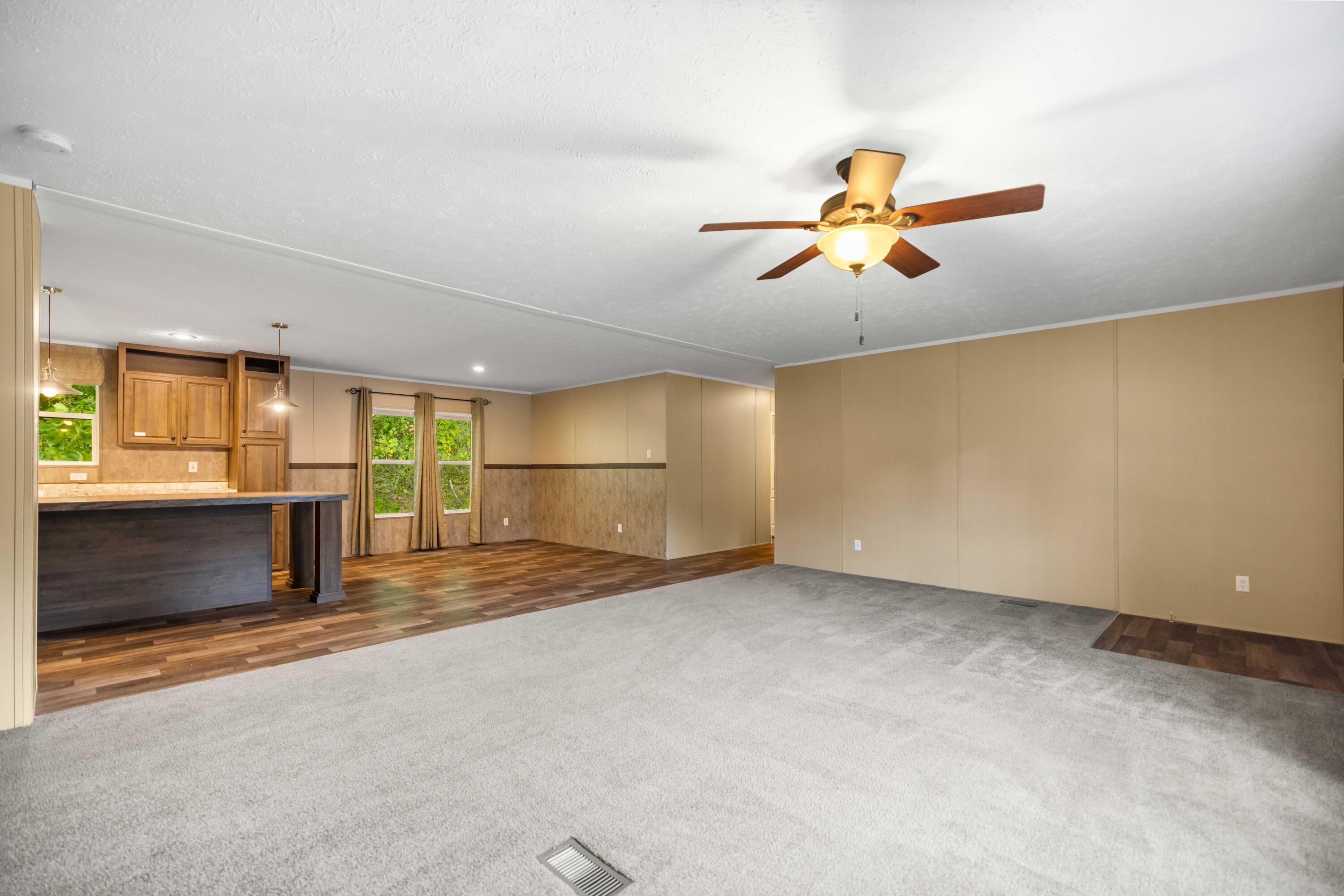 632 Mcglone Creek Road Property Photo 3