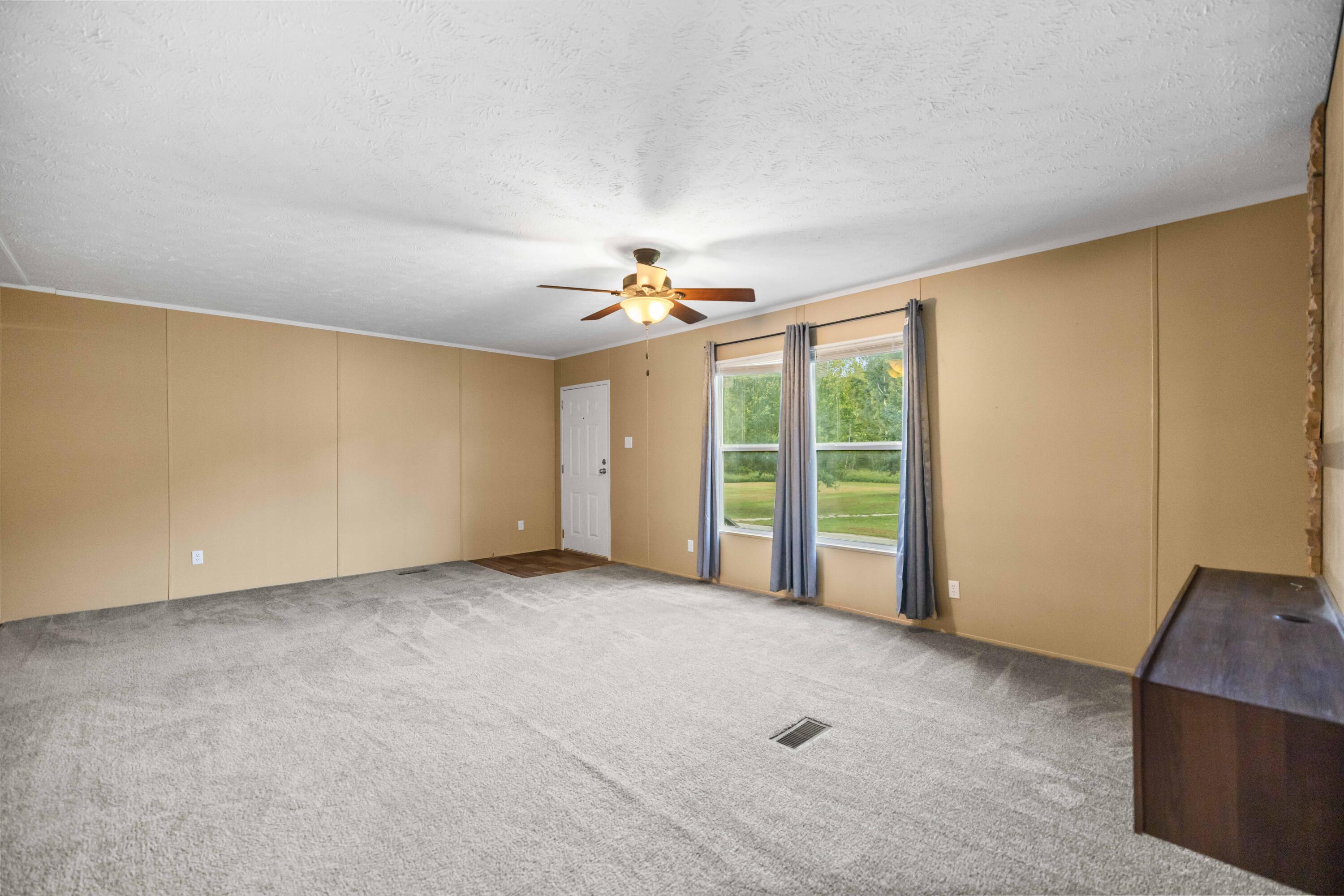 632 Mcglone Creek Road Property Photo 6