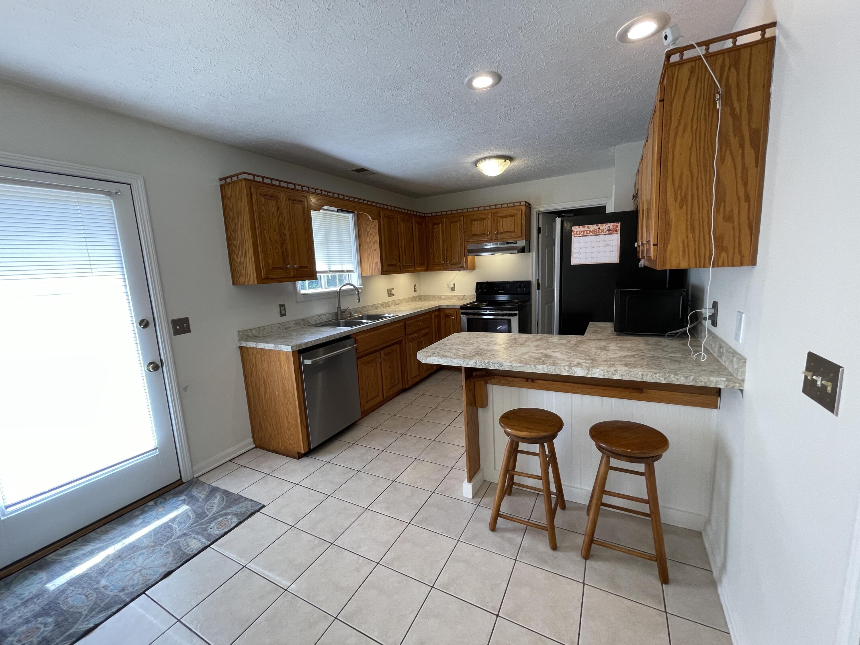 1113 Tara Way Property Photo 7