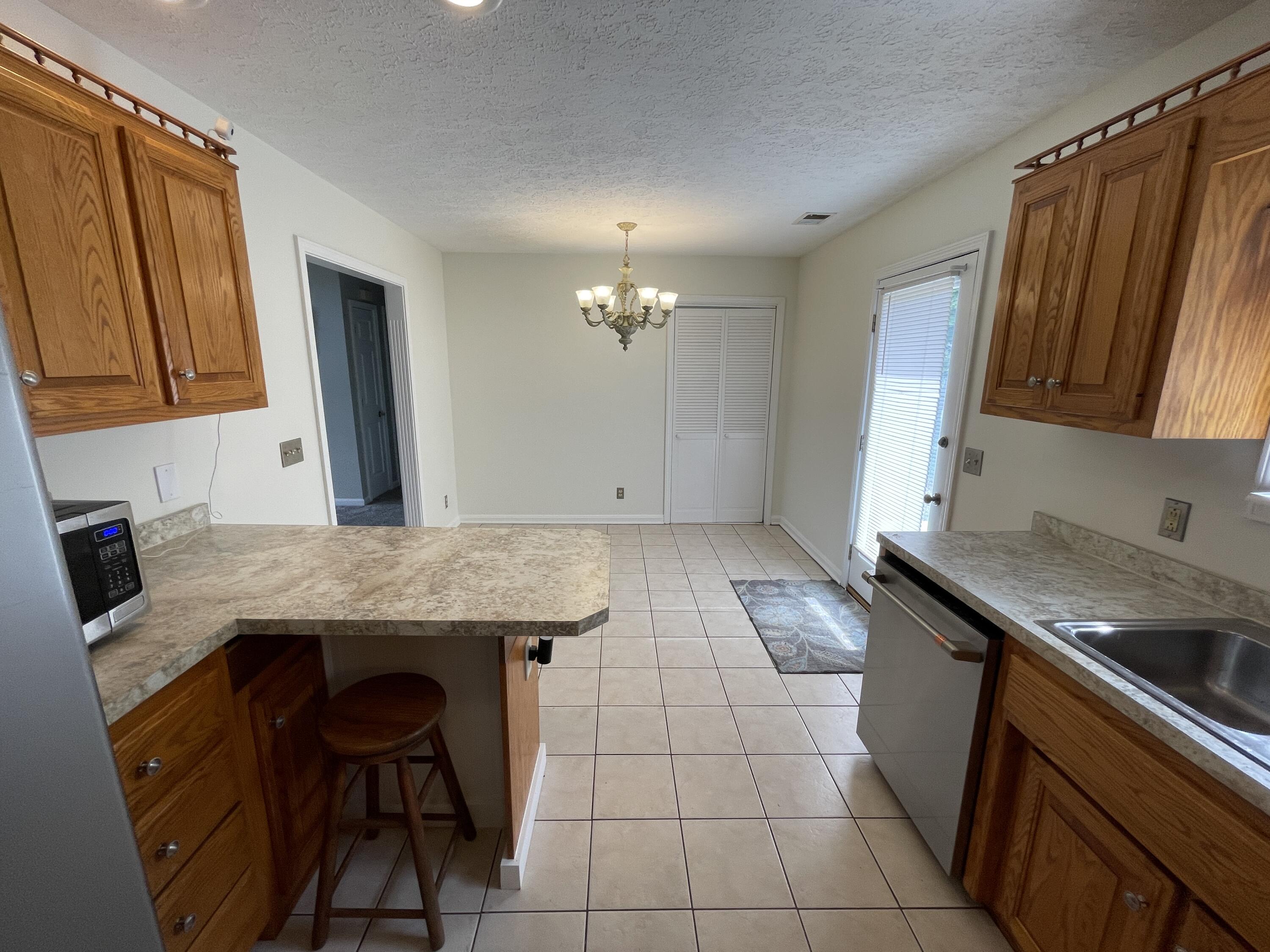 1113 Tara Way Property Photo 9