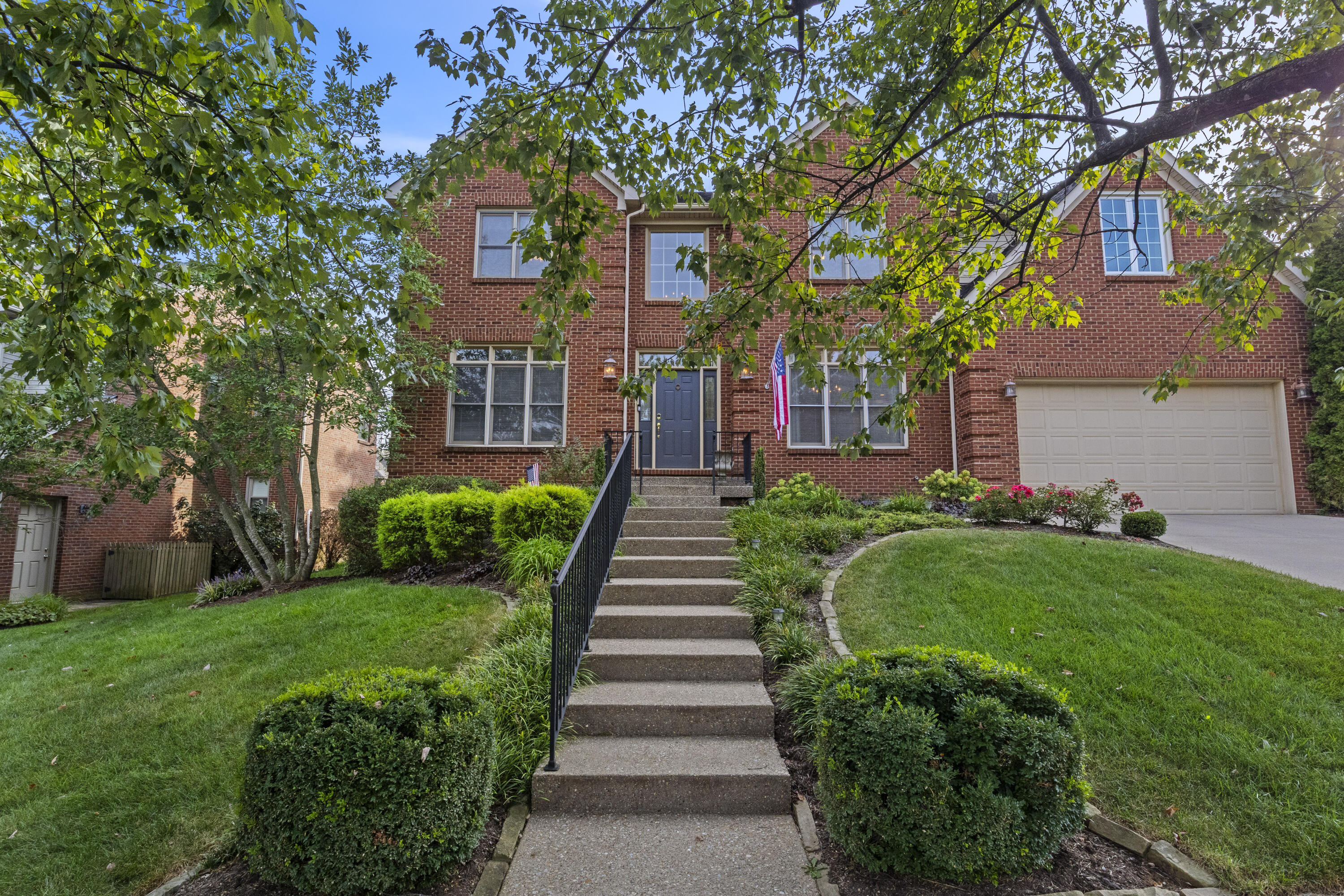 3120 Grantham Way Property Photo 4