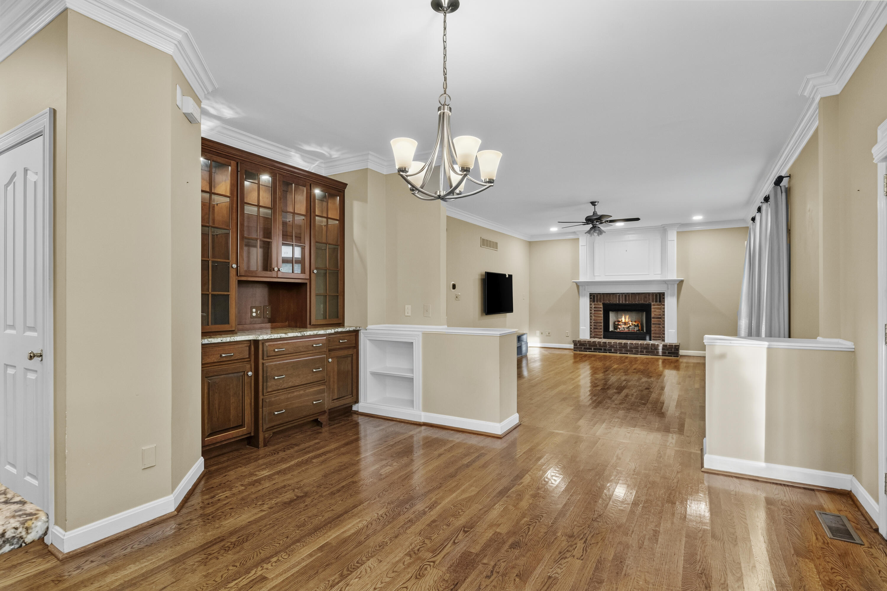 3120 Grantham Way Property Photo 18
