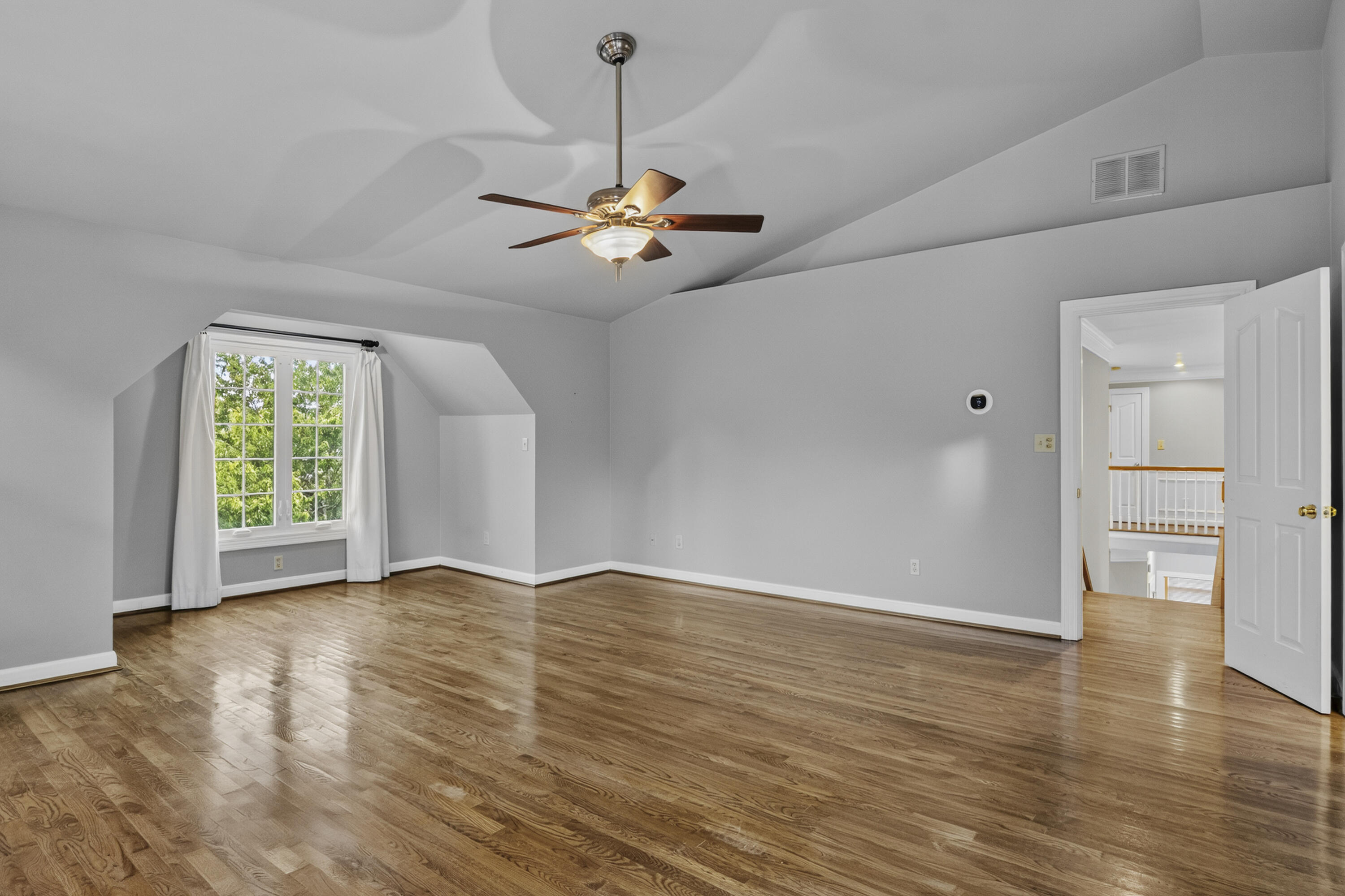 3120 Grantham Way Property Photo 23