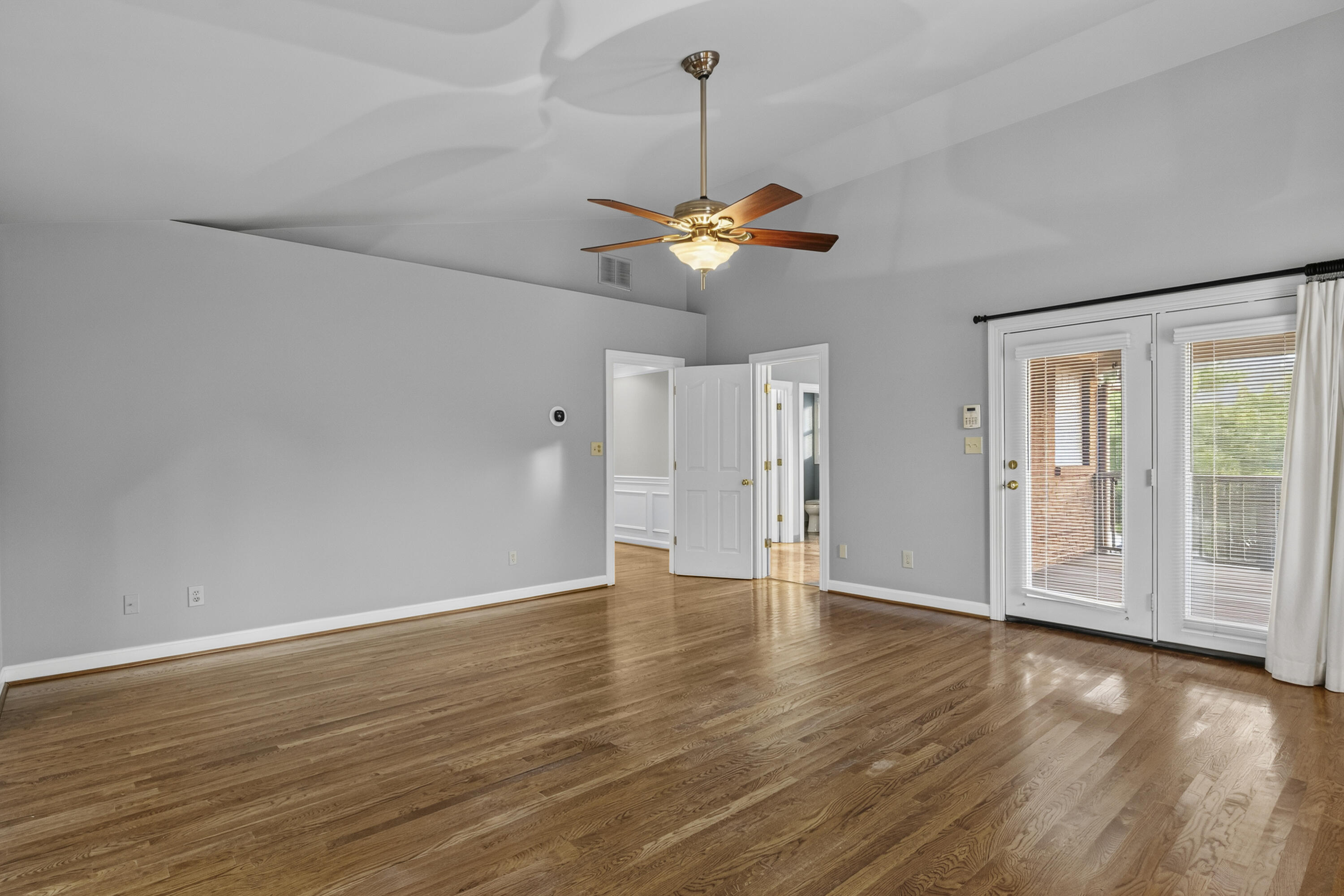 3120 Grantham Way Property Photo 26
