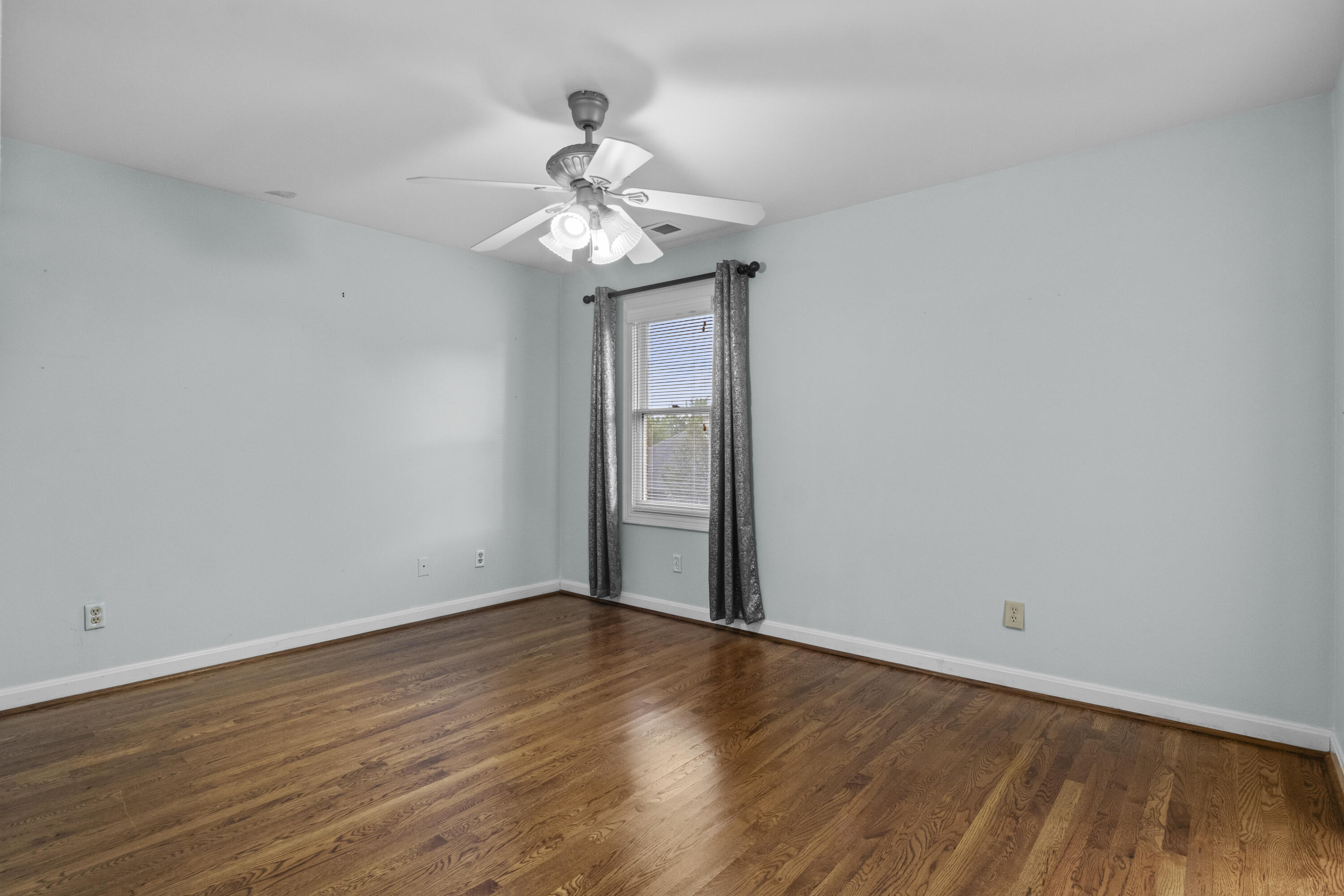3120 Grantham Way Property Photo 29