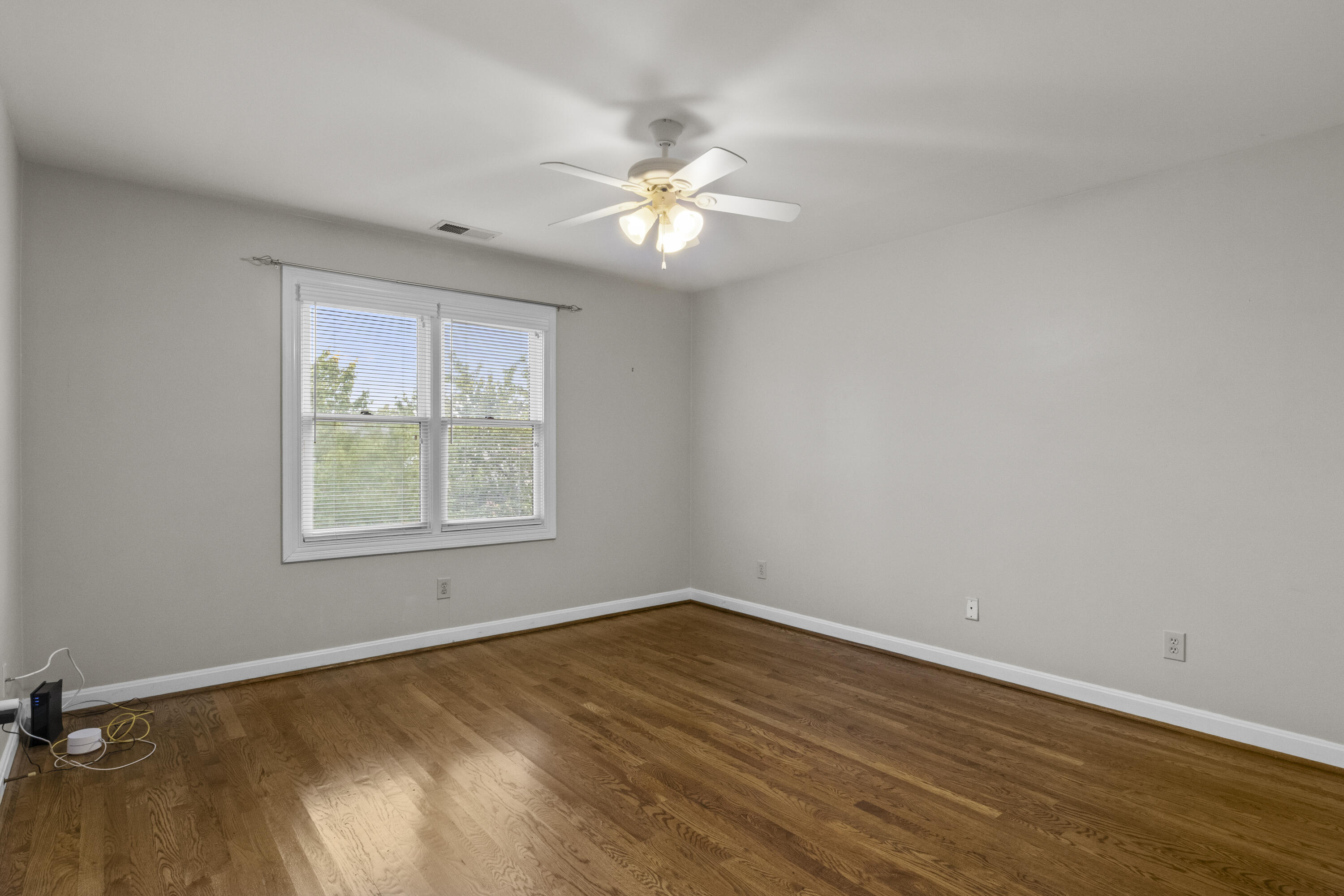 3120 Grantham Way Property Photo 36