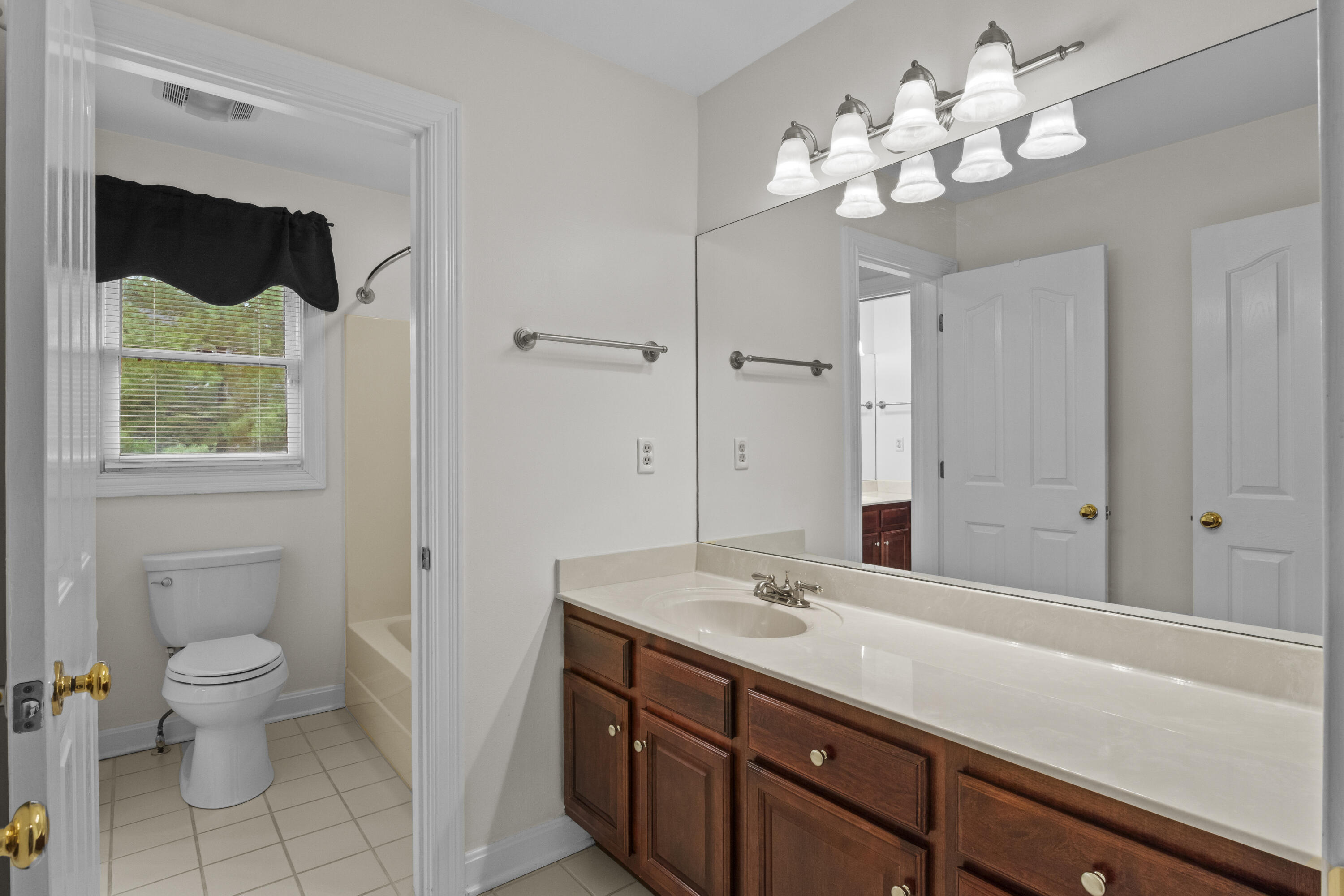 3120 Grantham Way Property Photo 51