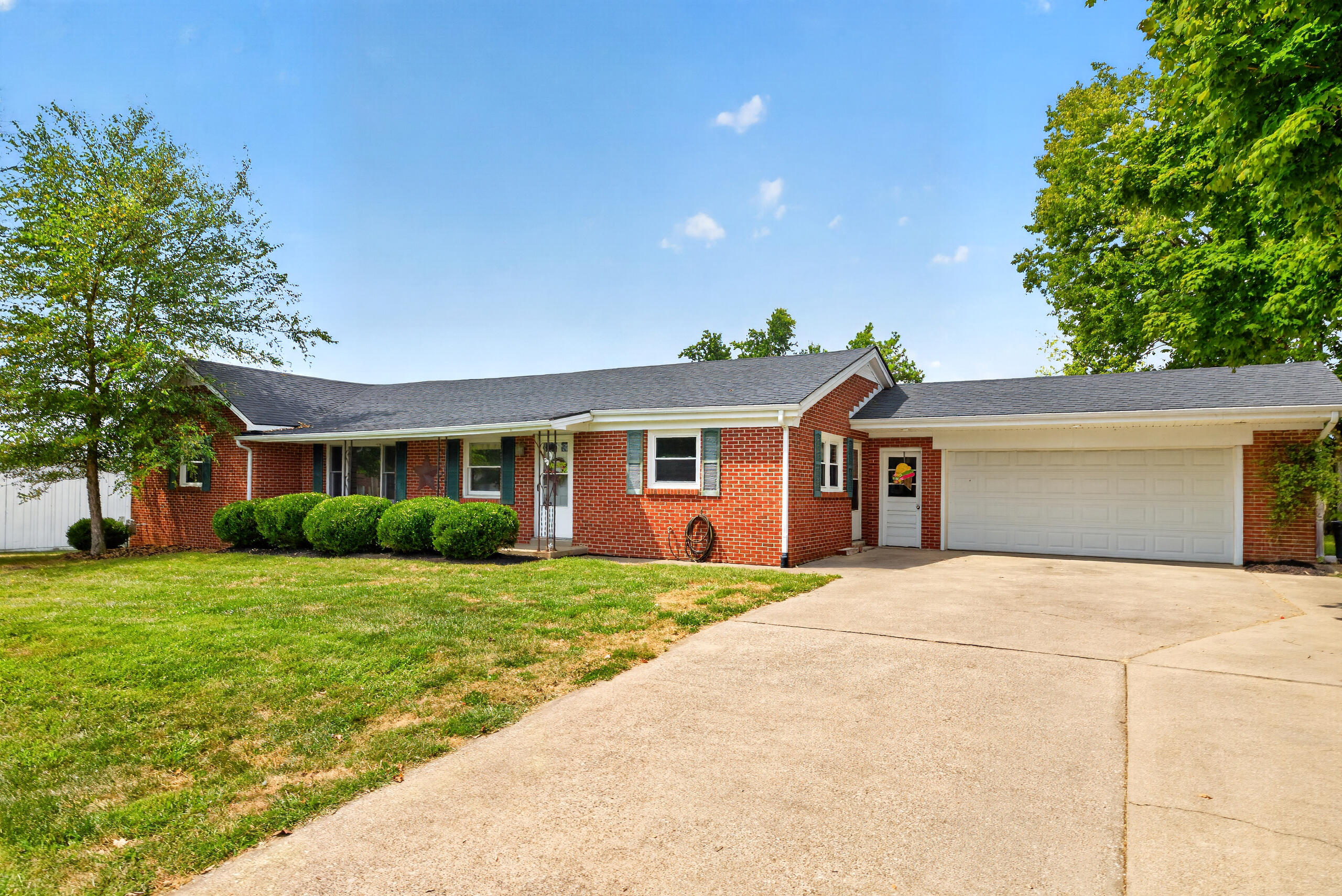 1115 Jessamine Station Road Property Photo 2