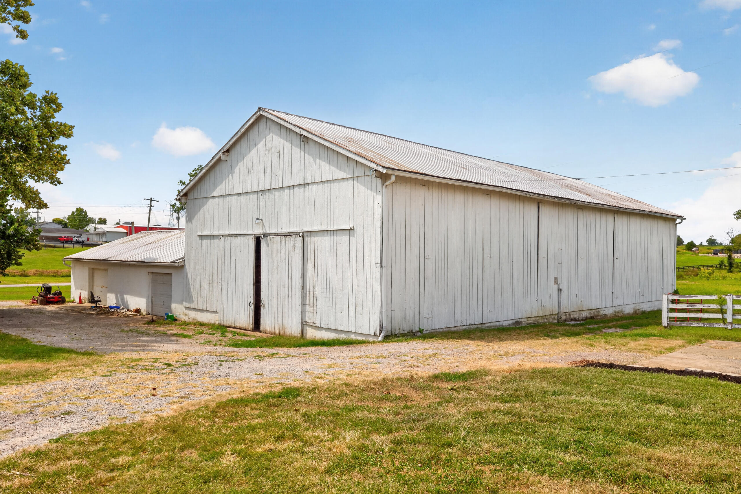 1115 Jessamine Station Road Property Photo 3
