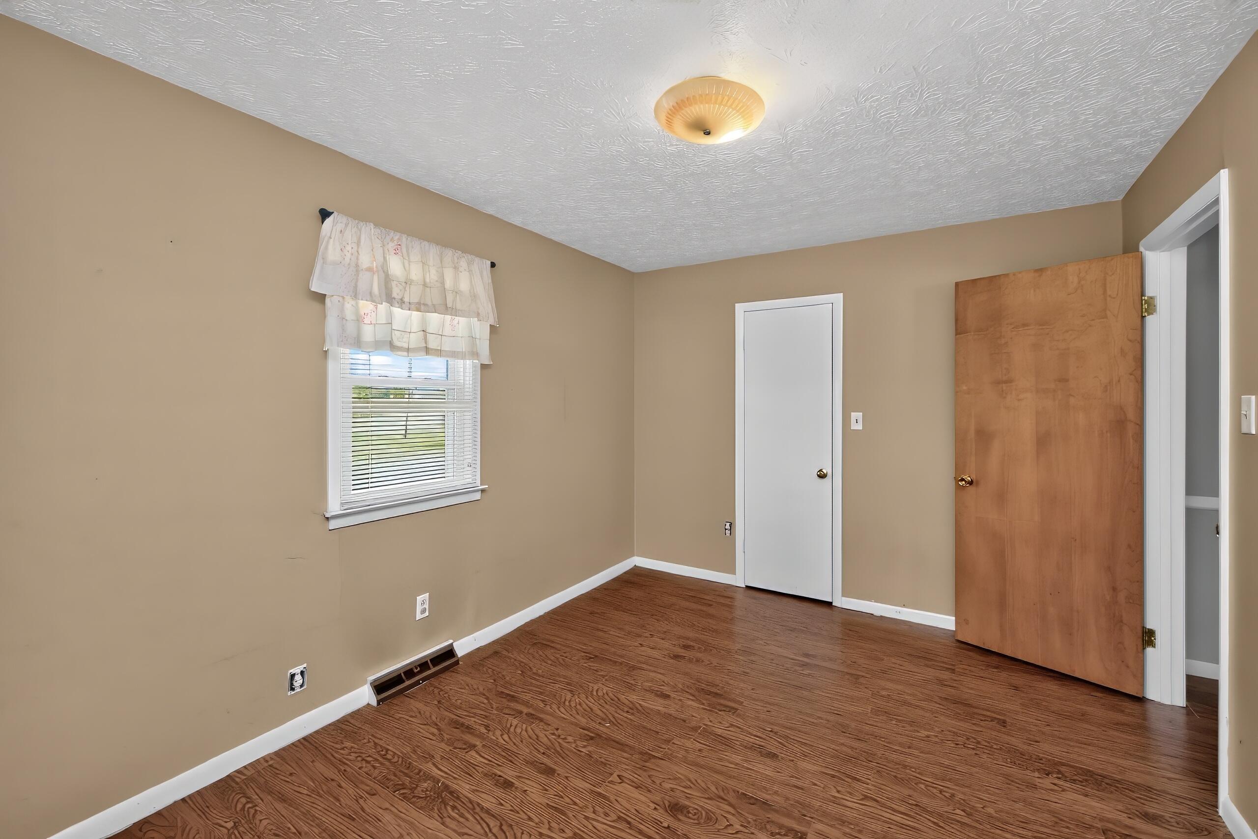 1115 Jessamine Station Road Property Photo 15