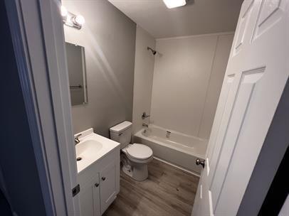115 S Fowler Avenue Property Photo 9