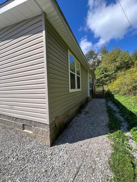 13735 Kentucky 66 Property Photo 47