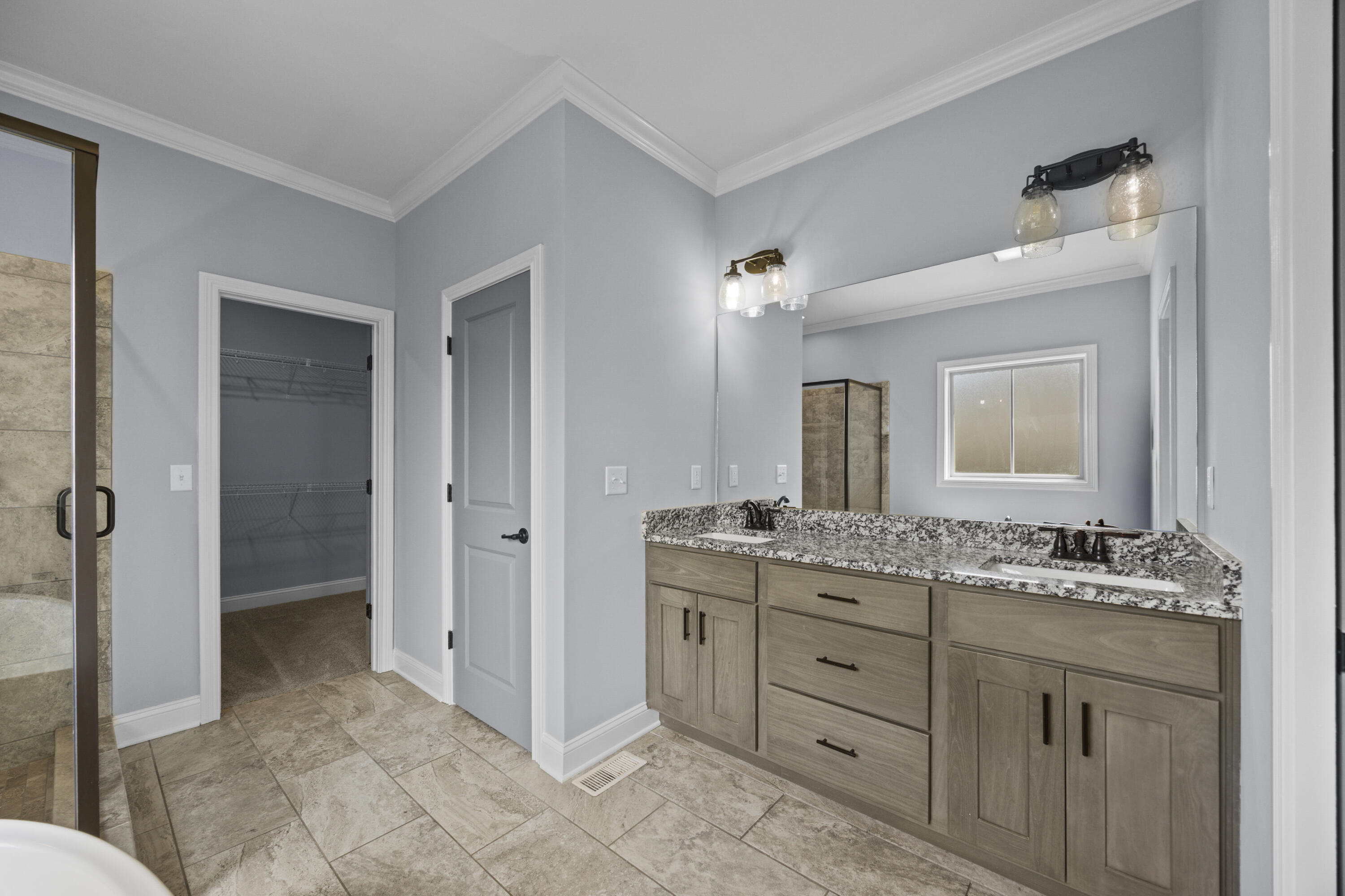 121 Sunningdale Drive Property Photo 21