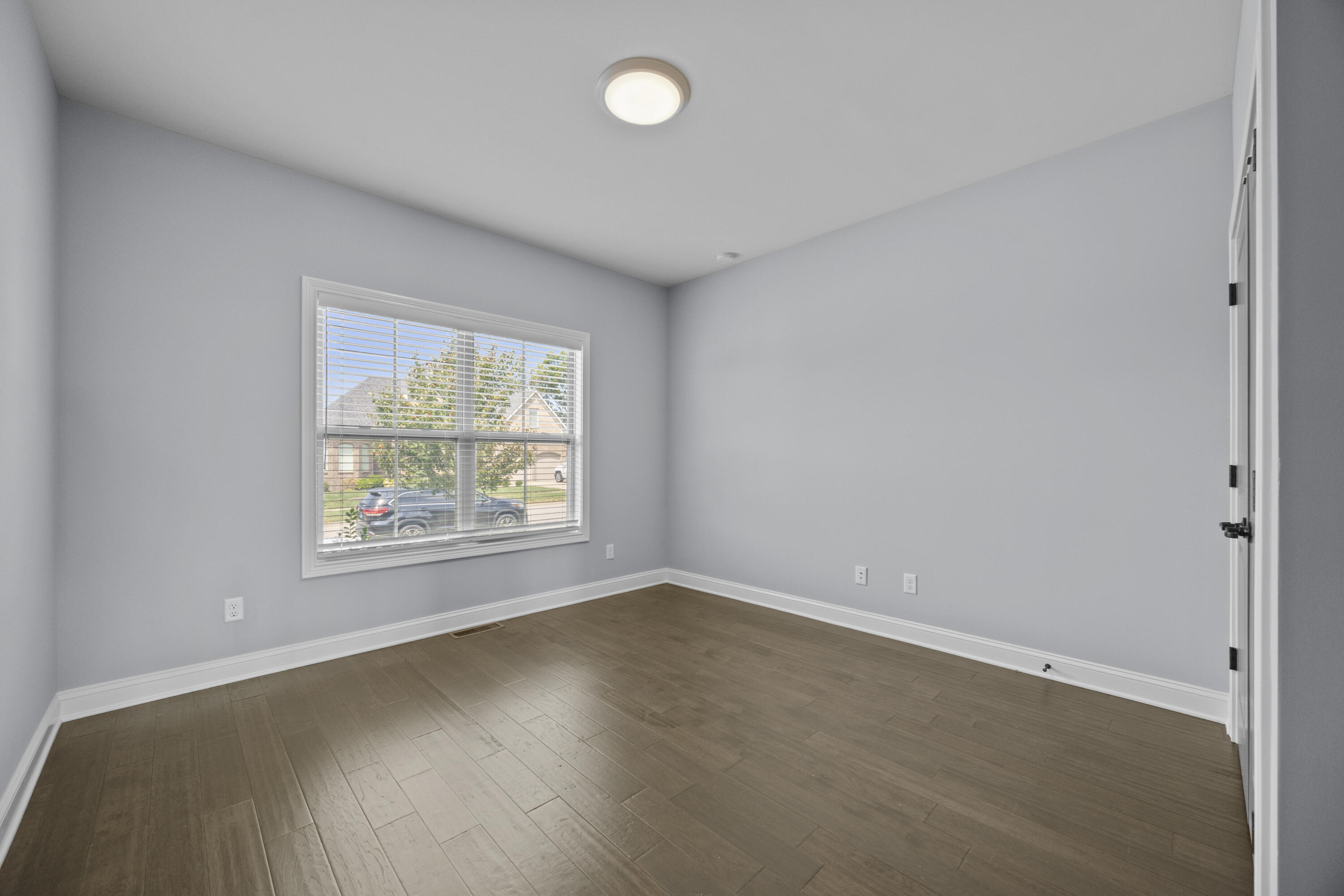 121 Sunningdale Drive Property Photo 27