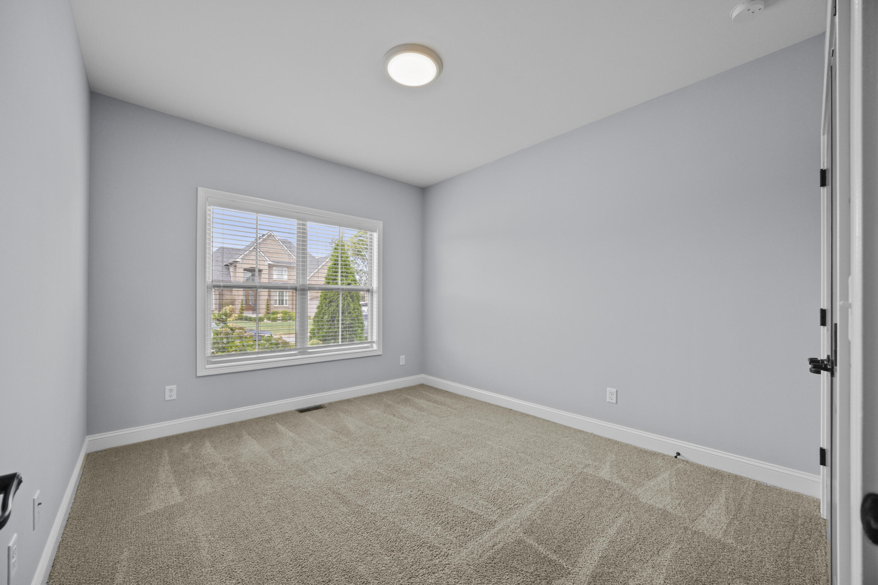 121 Sunningdale Drive Property Photo 30