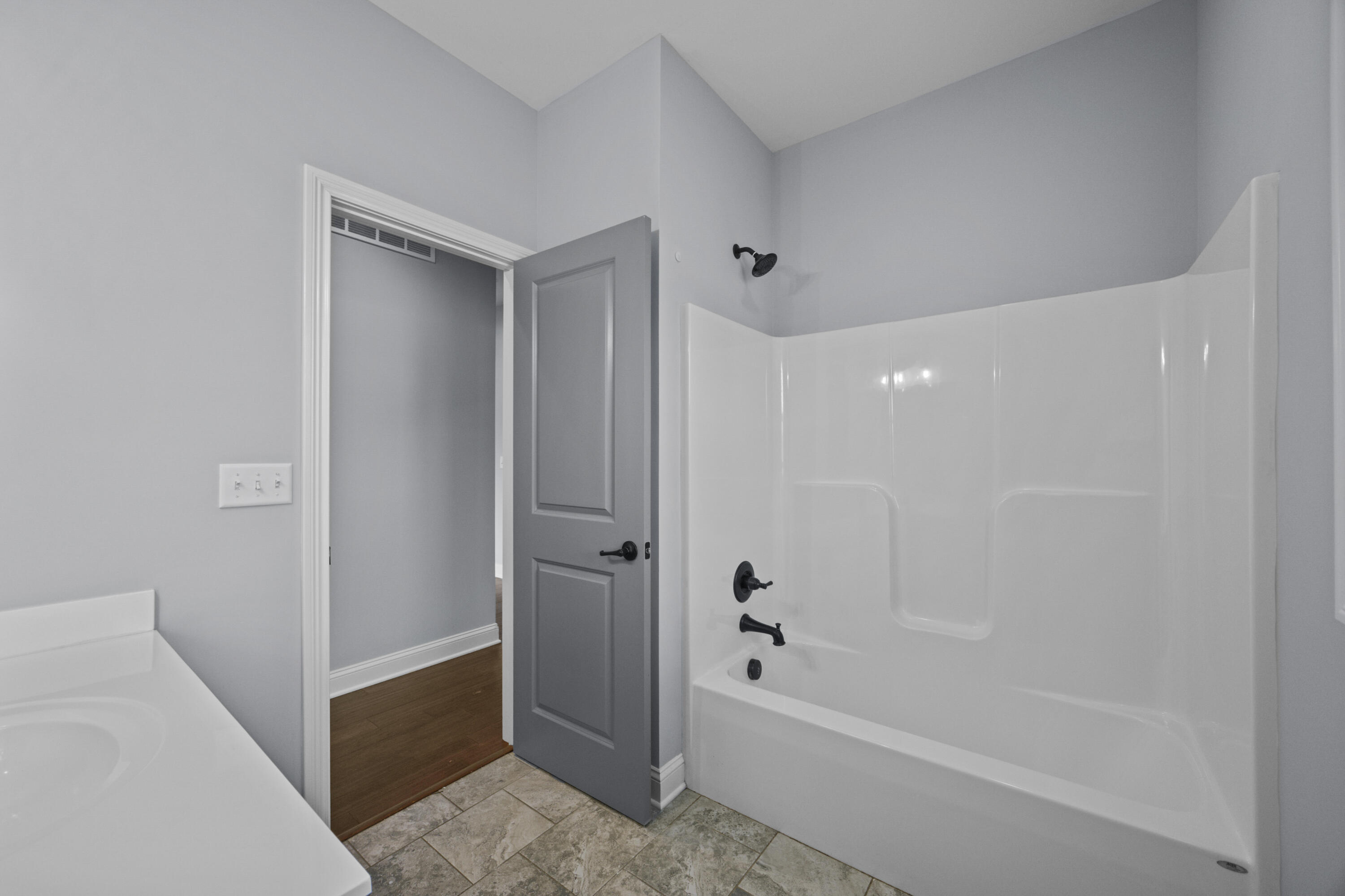 121 Sunningdale Drive Property Photo 34