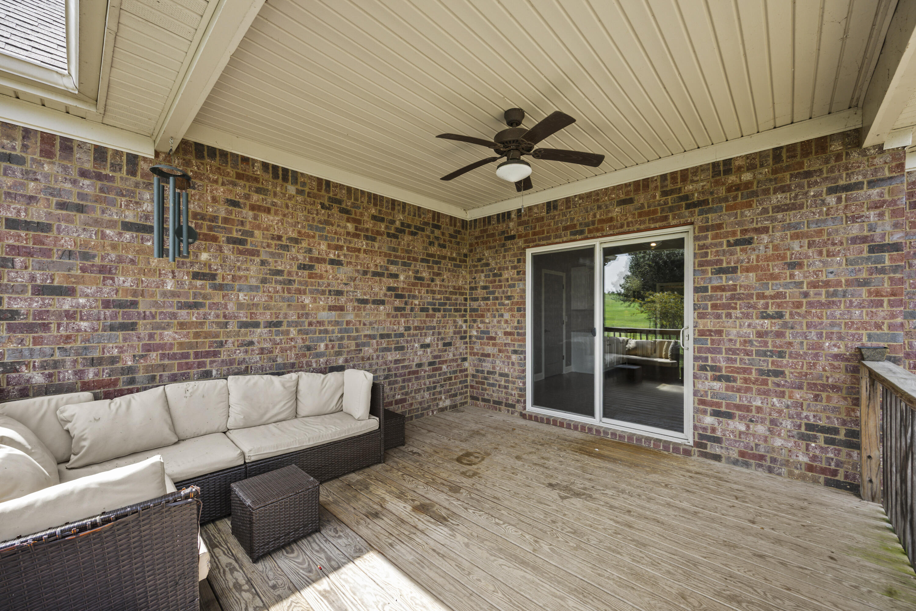 121 Sunningdale Drive Property Photo 38